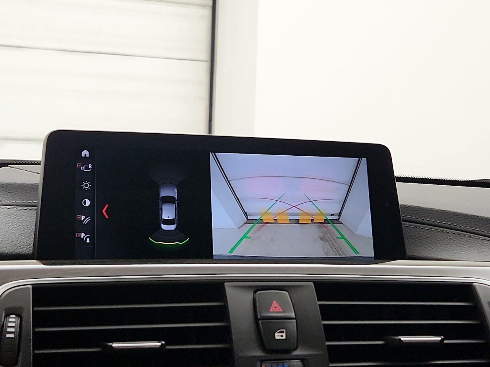 2018 BMW 3 Series 330i - Photo 16