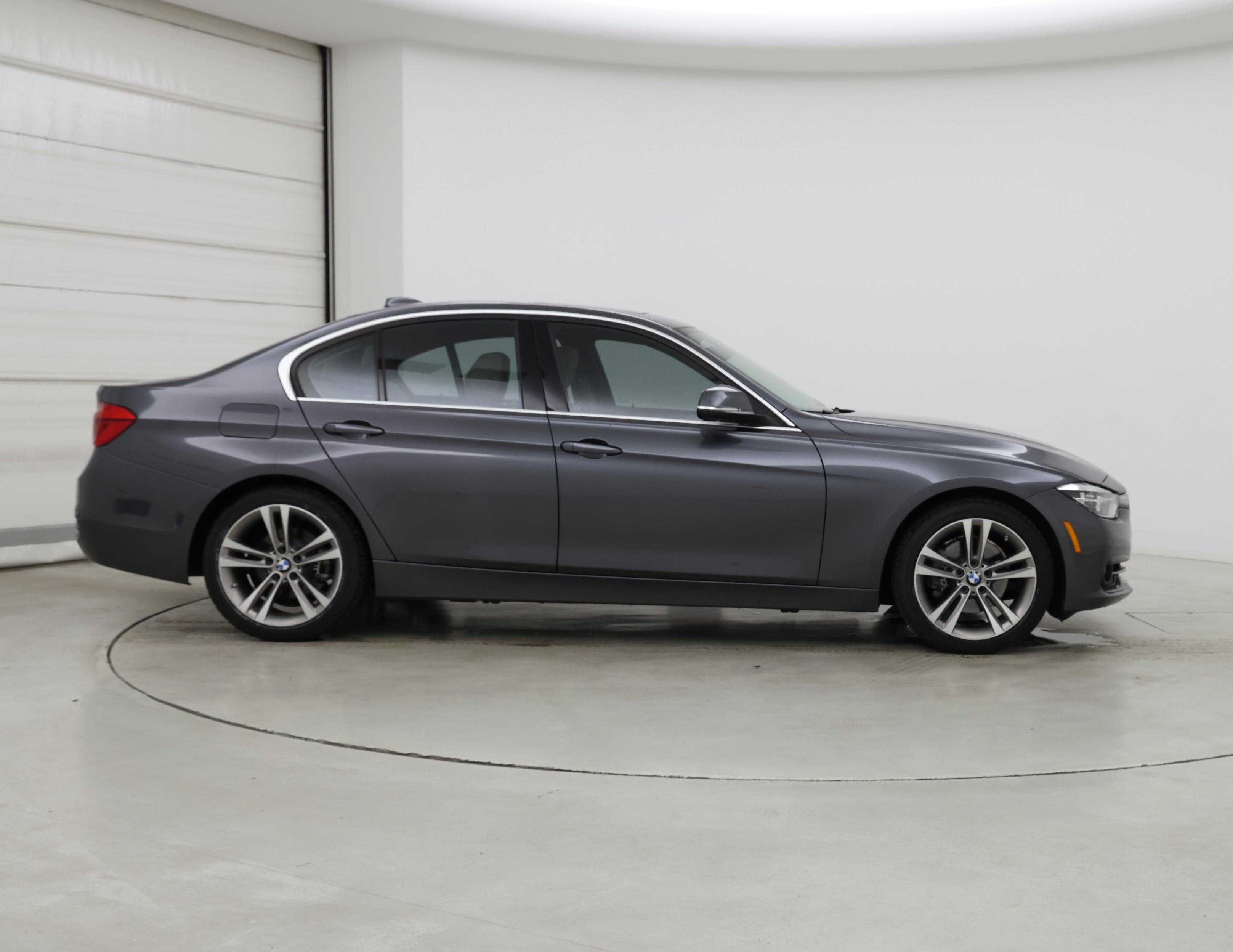 Thumbnail: 2018 BMW 3 Series - 7