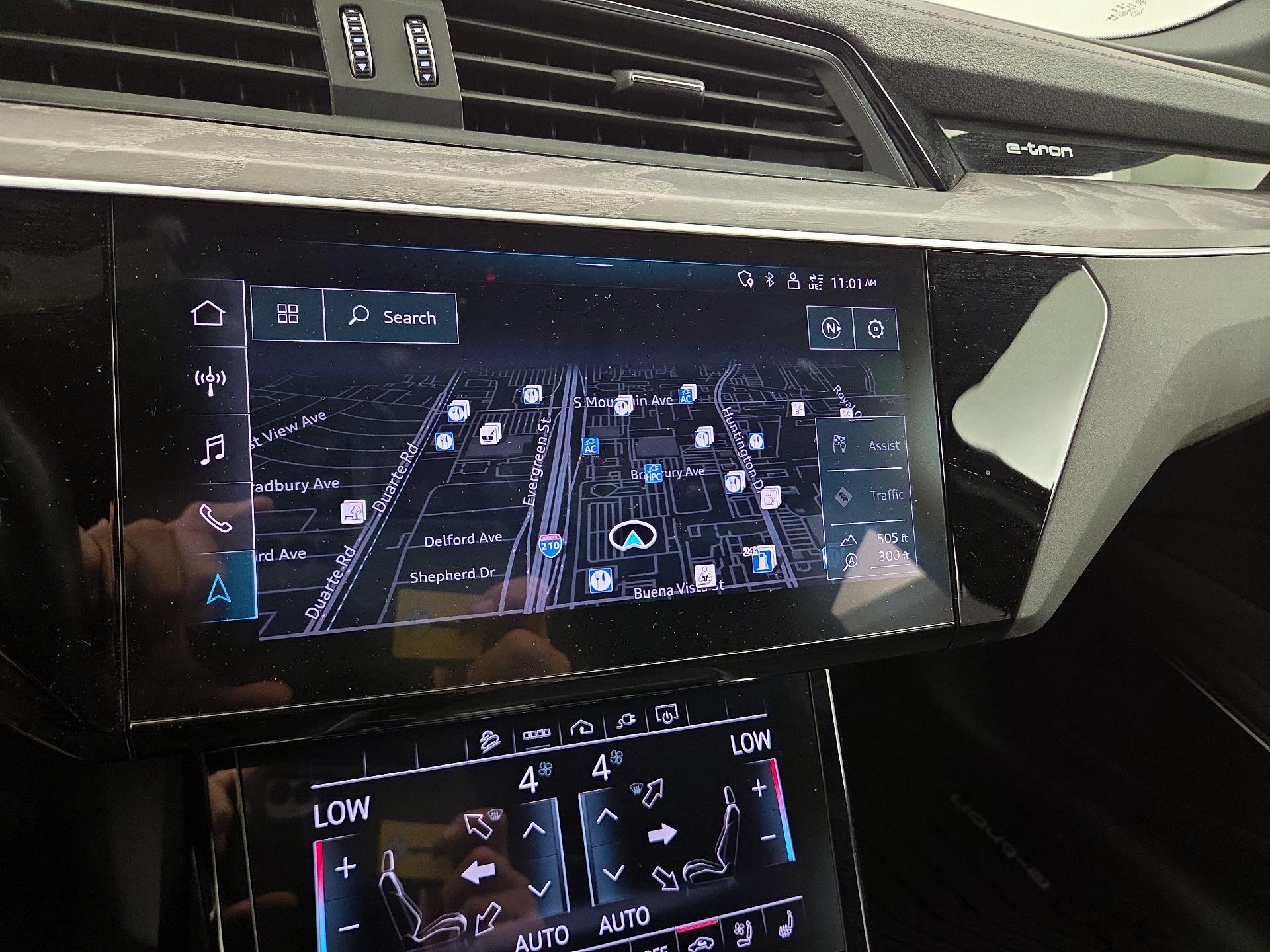 Thumbnail: 2024 Audi Q8 e-tron - 14