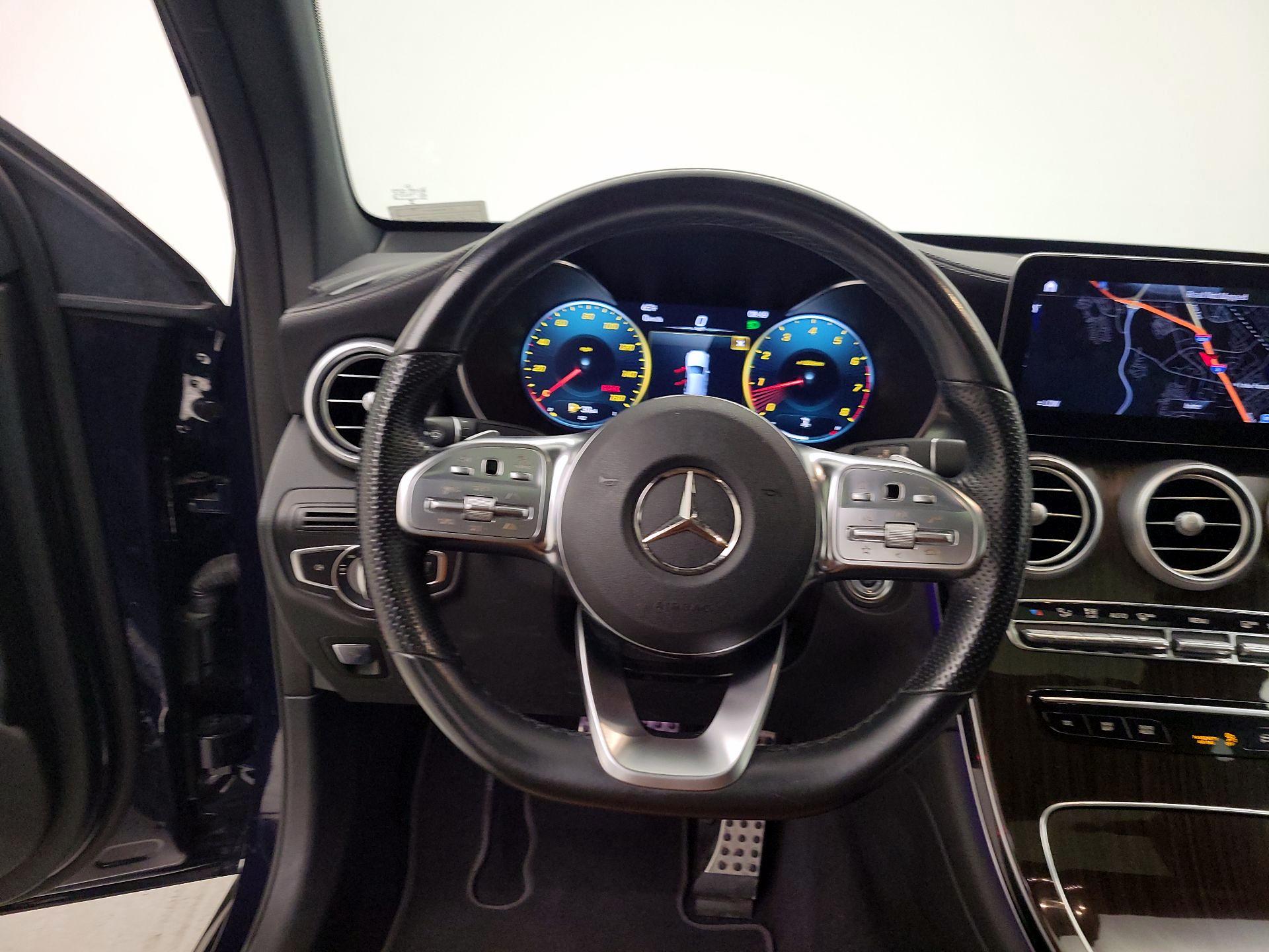 Thumbnail: 2022 Mercedes-Benz GLC - 10