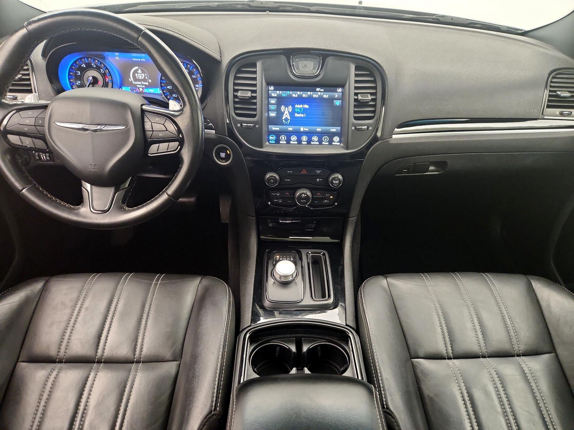 Thumbnail: 2019 Chrysler 300 - 9