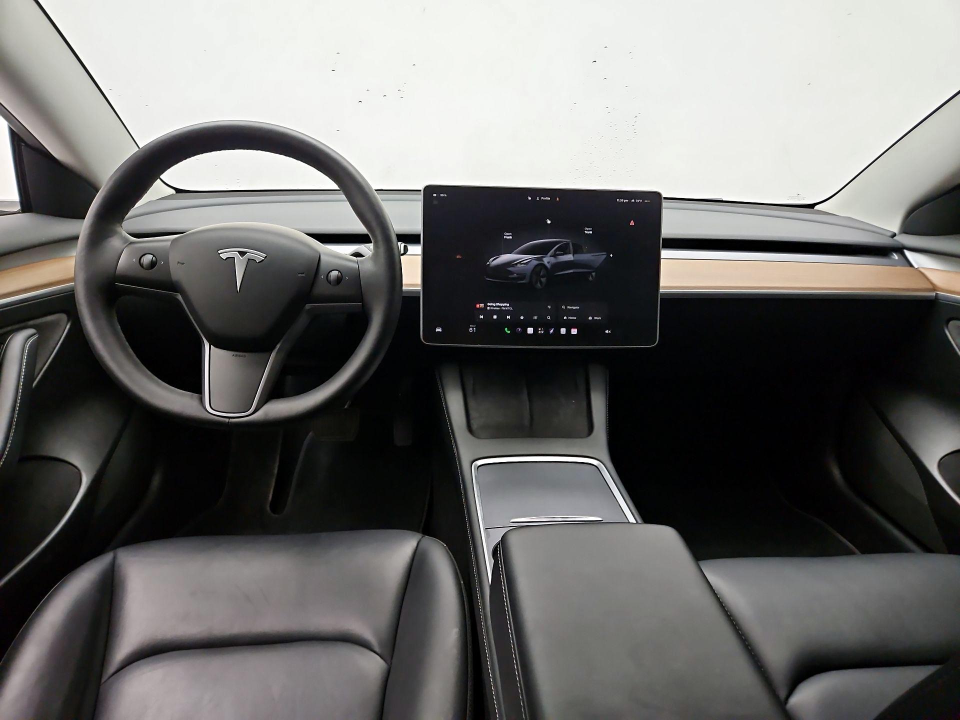 Thumbnail: 2023 Tesla Model 3 - 9