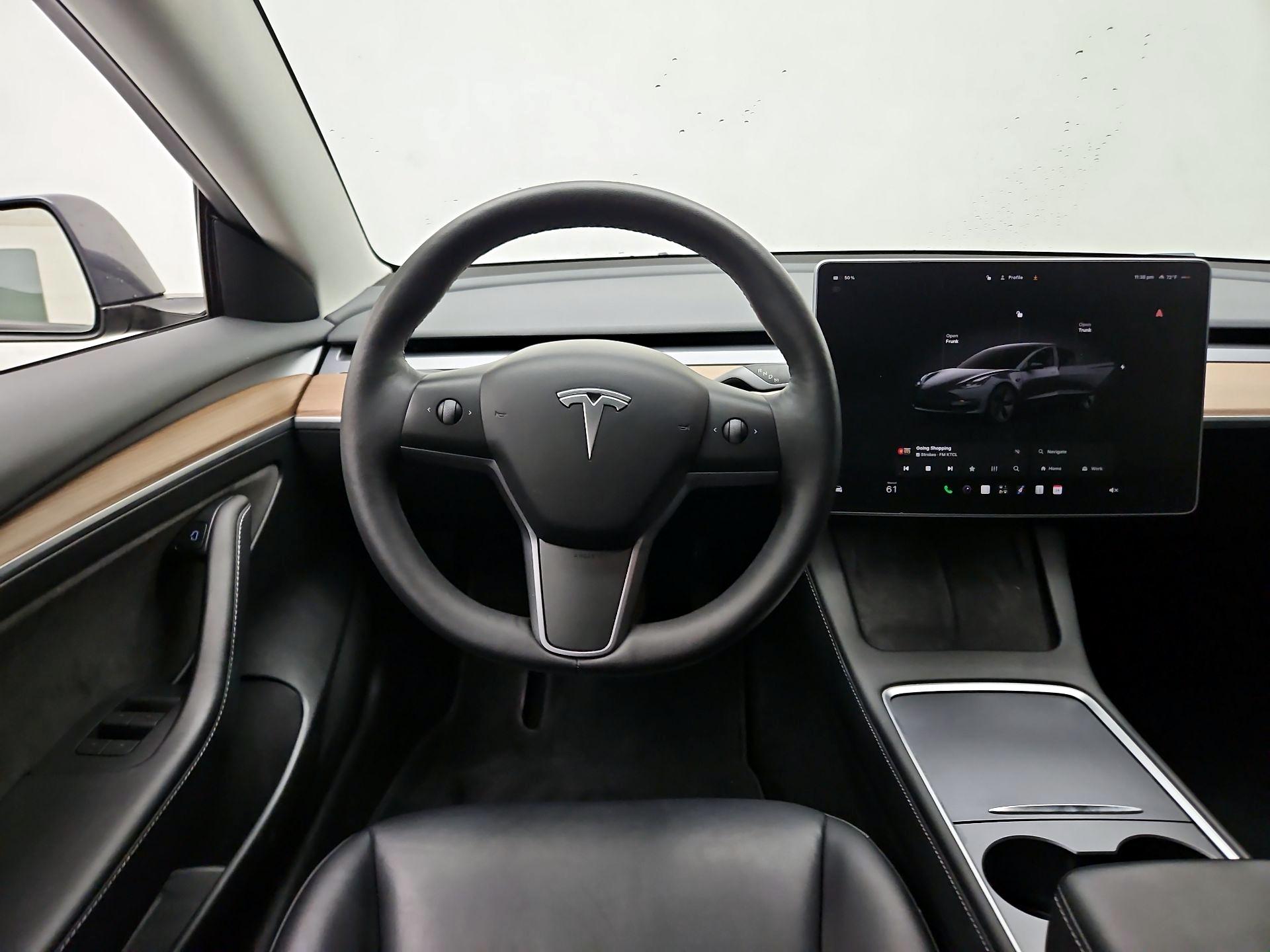 Thumbnail: 2023 Tesla Model 3 - 10
