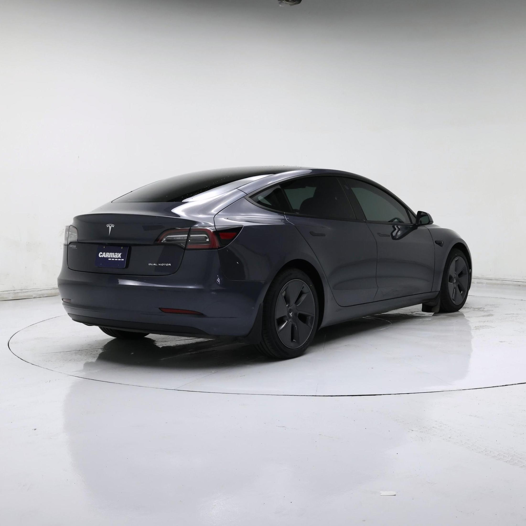 Thumbnail: 2023 Tesla Model 3 - 8