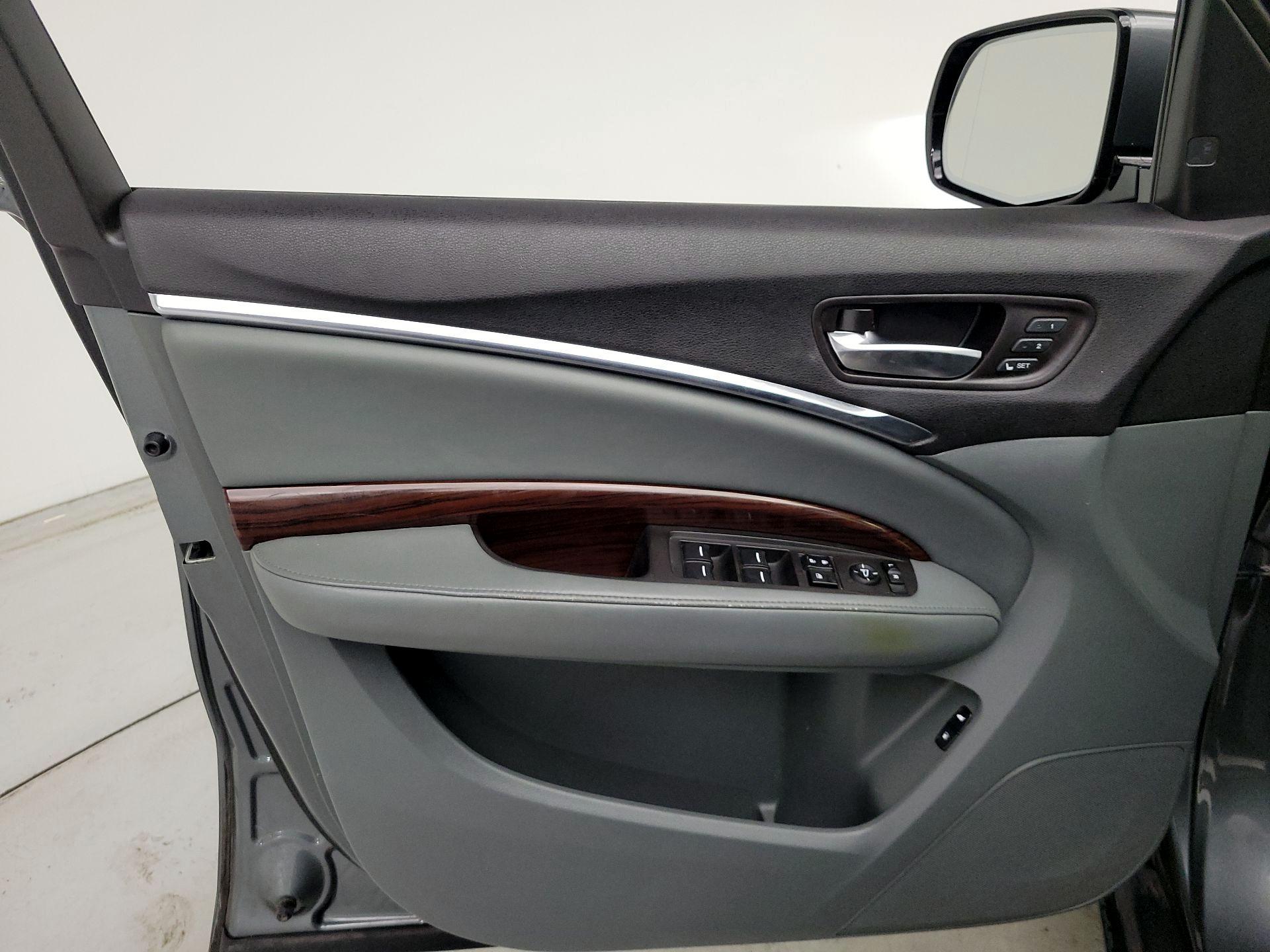 Thumbnail: 2016 Acura MDX - 12