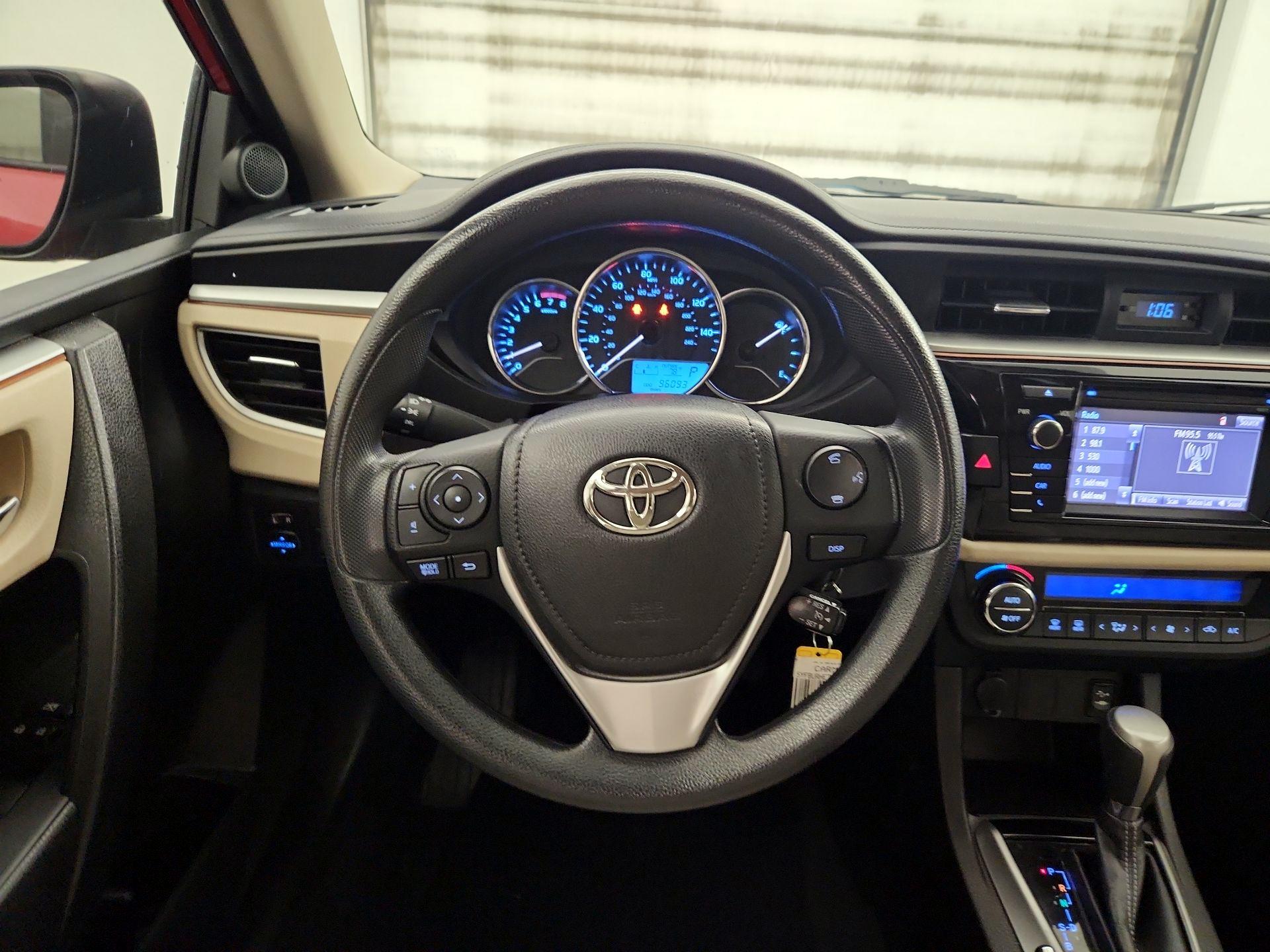 Thumbnail: 2016 Toyota Corolla - 10