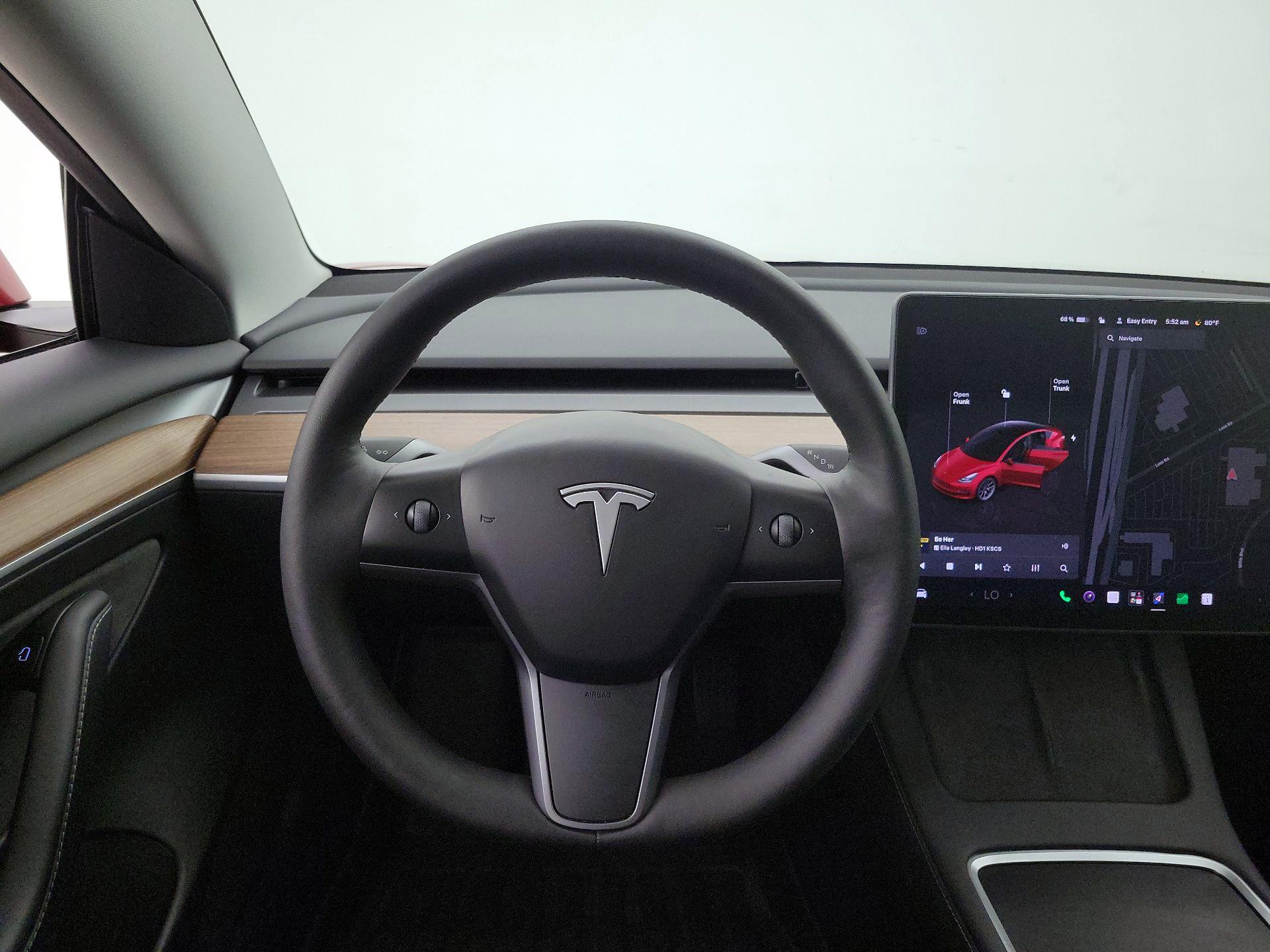 Thumbnail: 2023 Tesla Model 3 - 10
