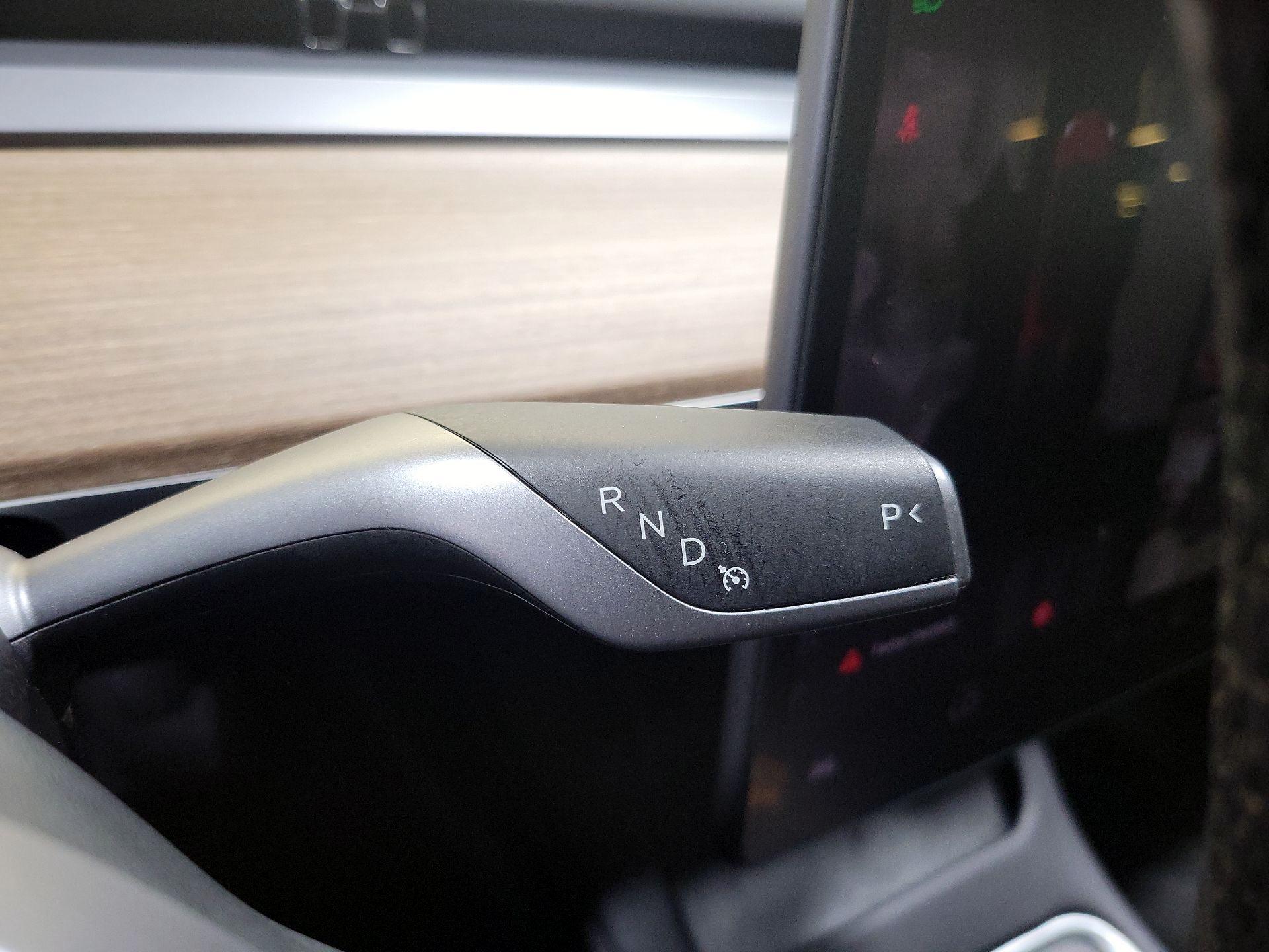 Thumbnail: 2023 Tesla Model 3 - 17