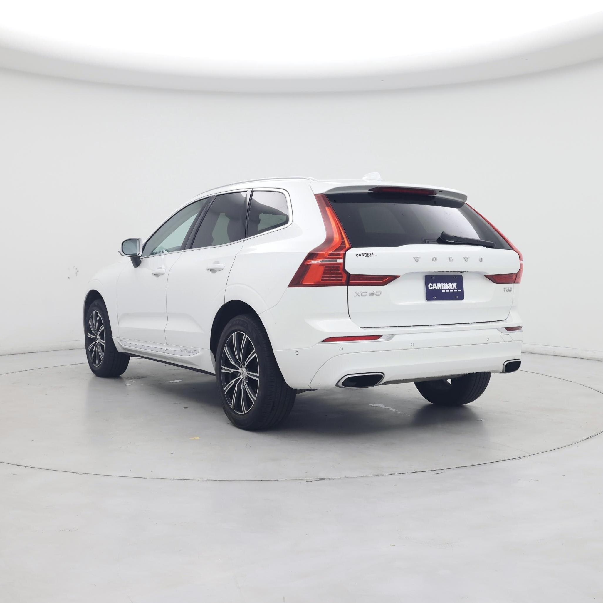 Thumbnail: 2019 Volvo XC60 - 2