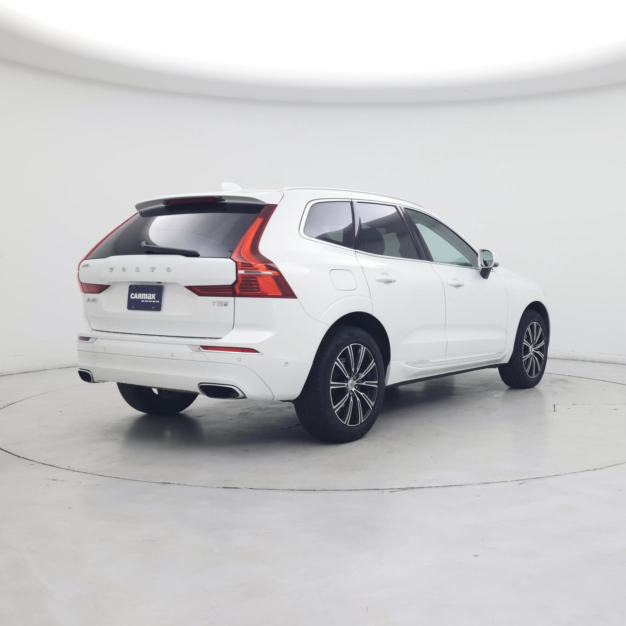 Thumbnail: 2019 Volvo XC60 - 8