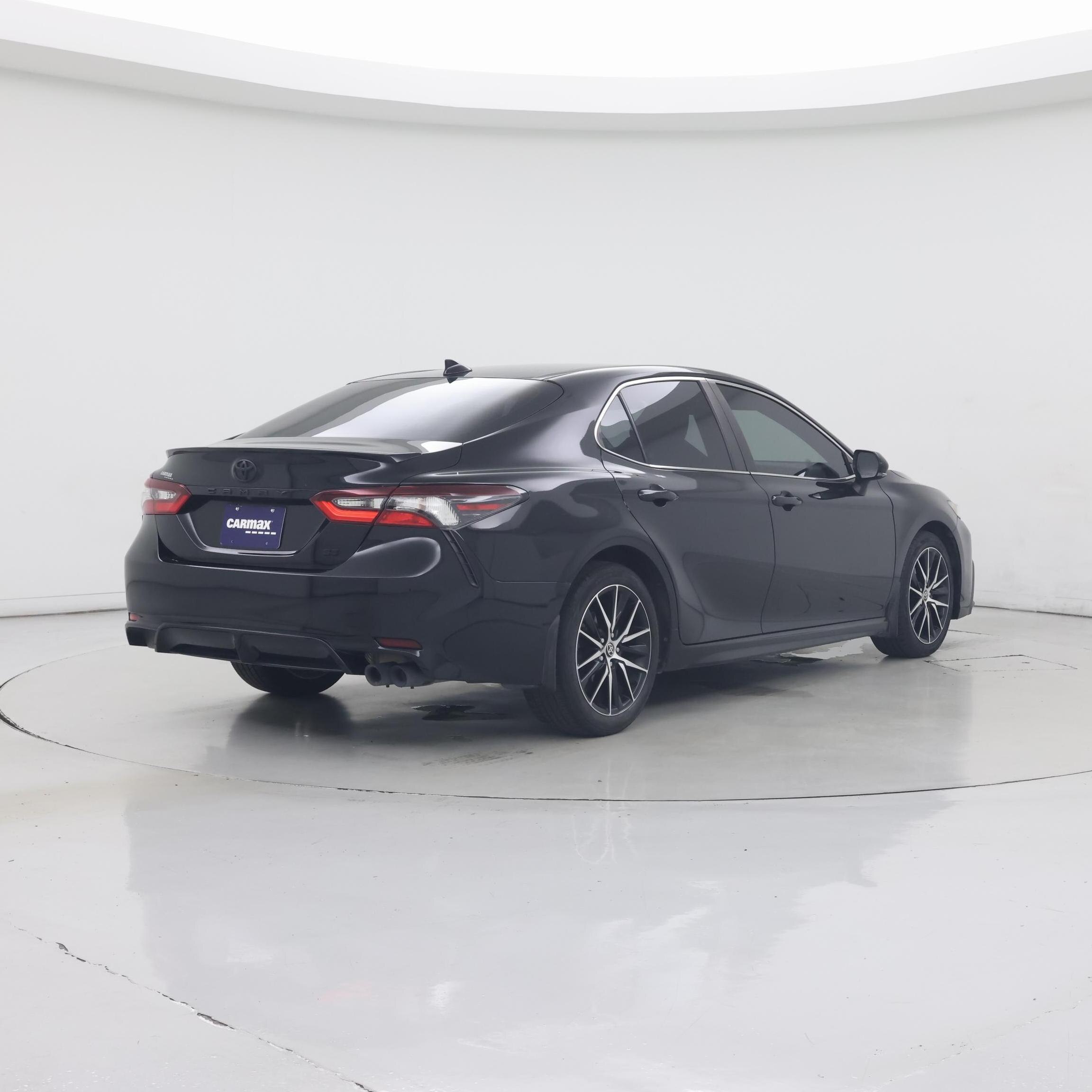 Thumbnail: 2022 Toyota Camry - 8