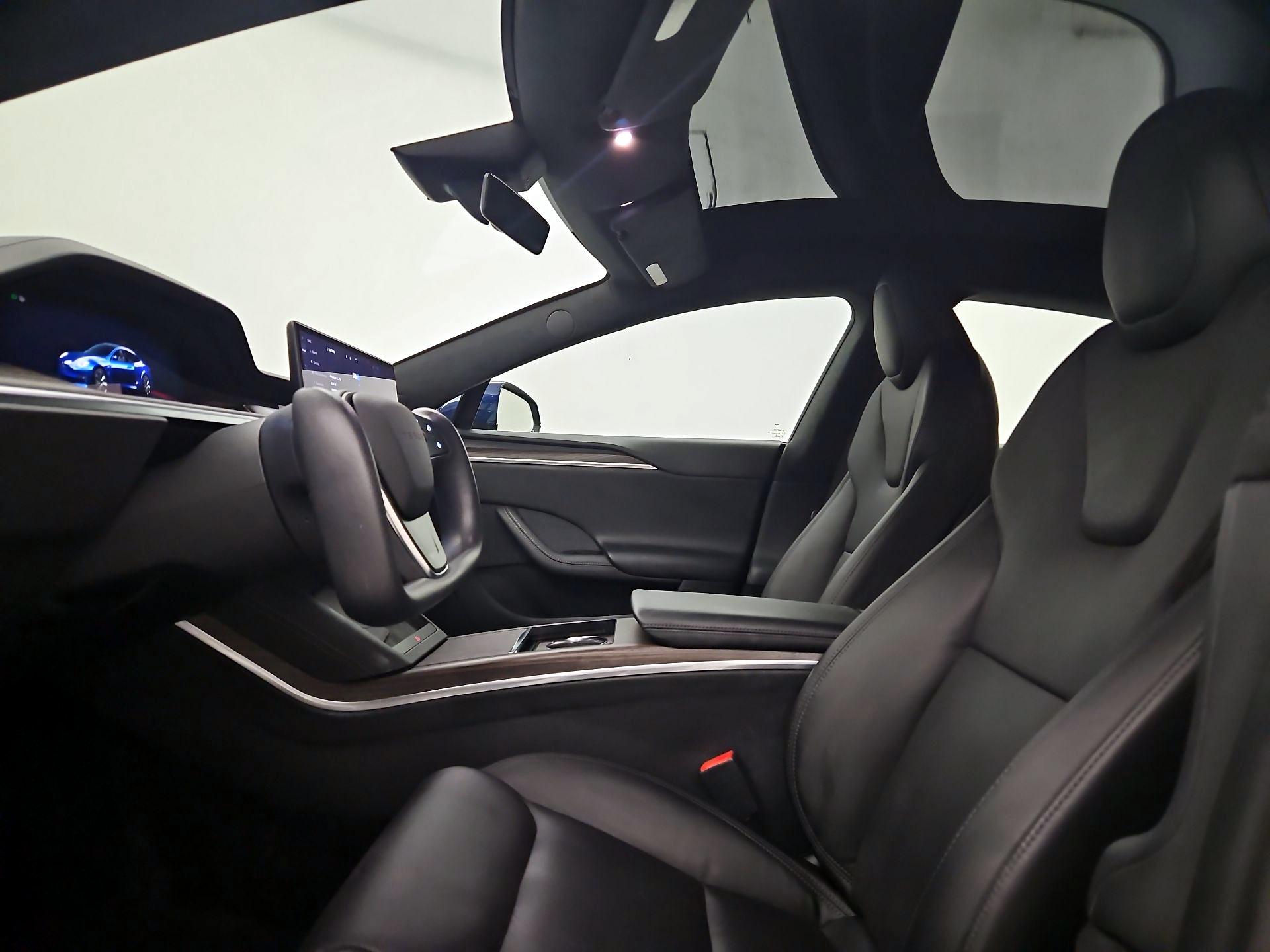 Thumbnail: 2022 Tesla Model S - 18