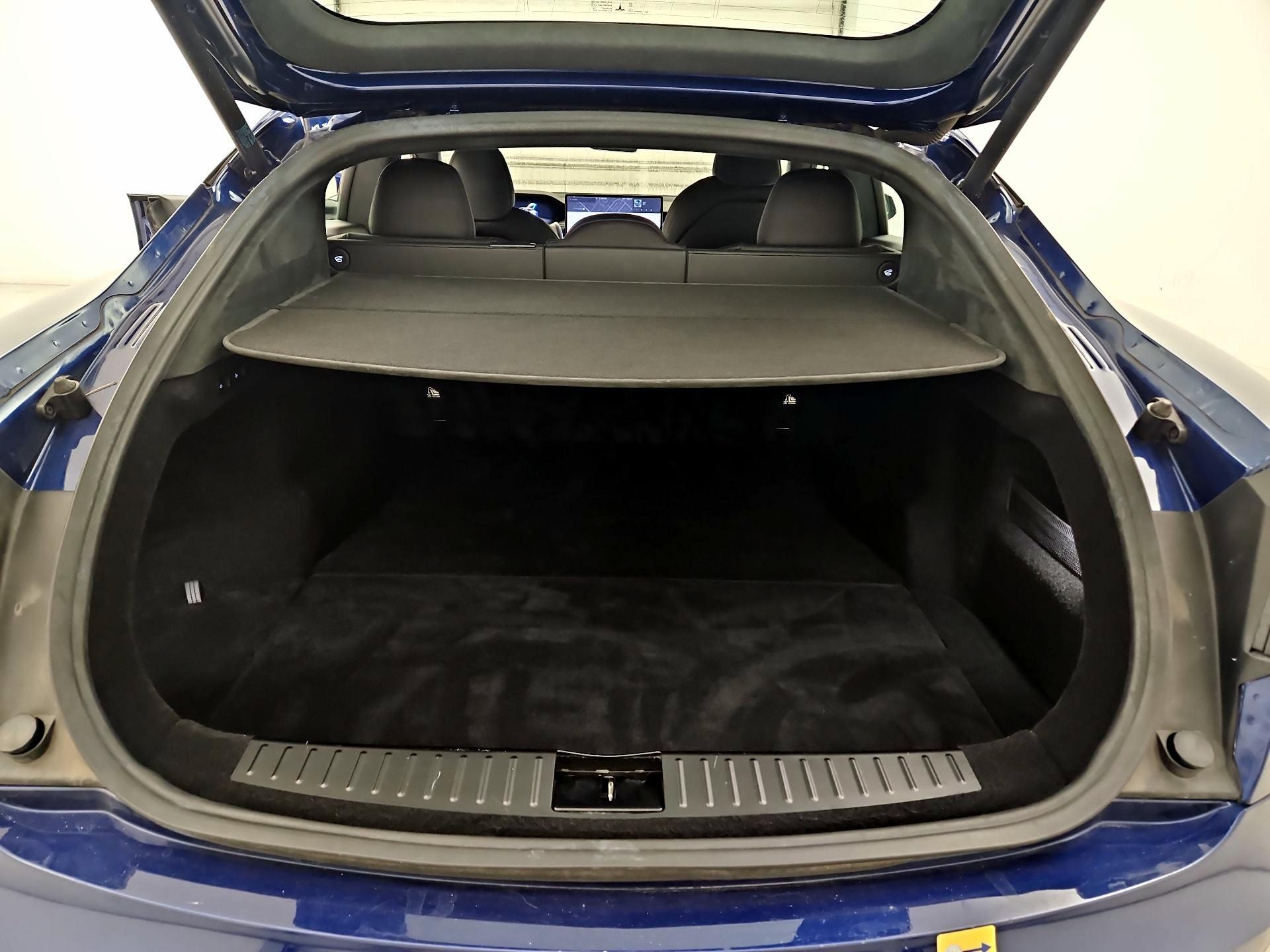 Thumbnail: 2022 Tesla Model S - 20