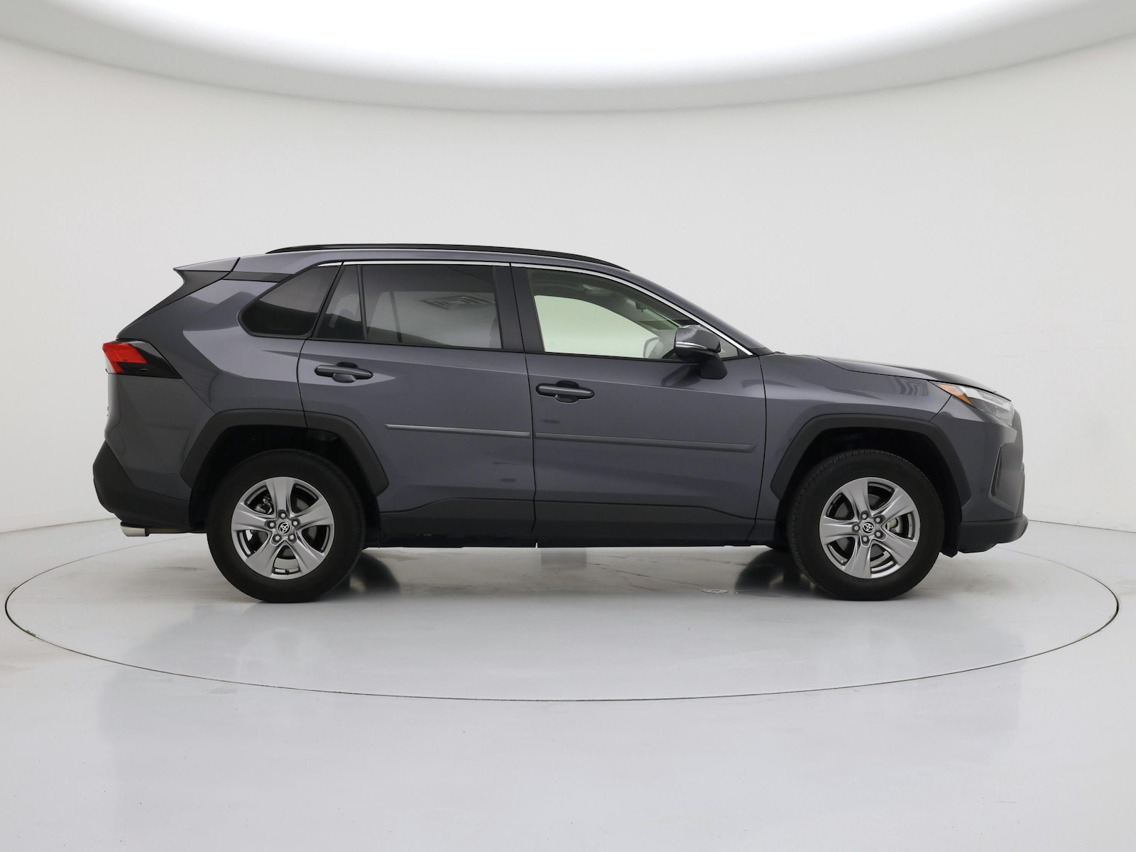 2023 Toyota RAV4 XLE - Photo 8
