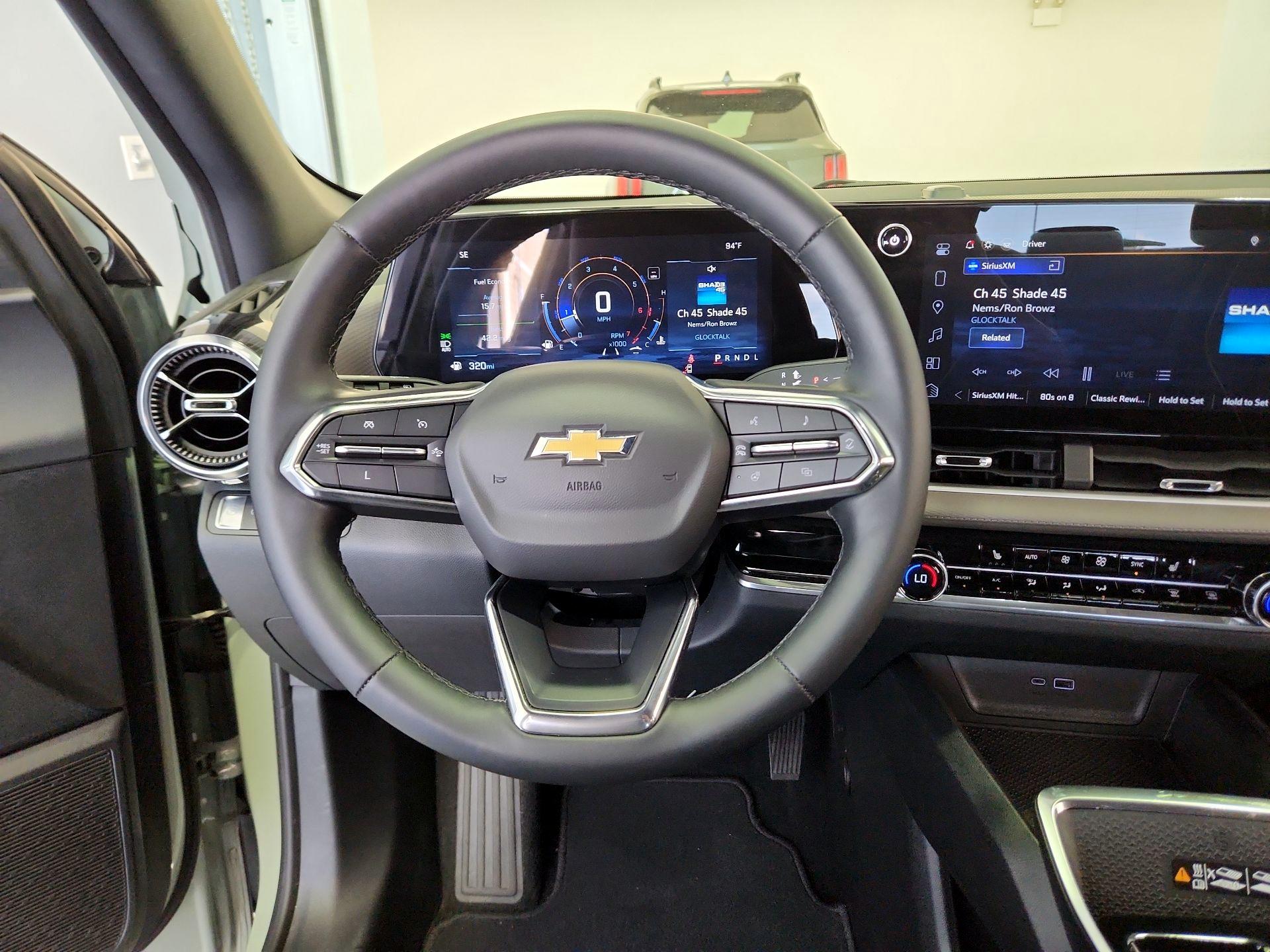 Thumbnail: 2025 Chevrolet Equinox - 10