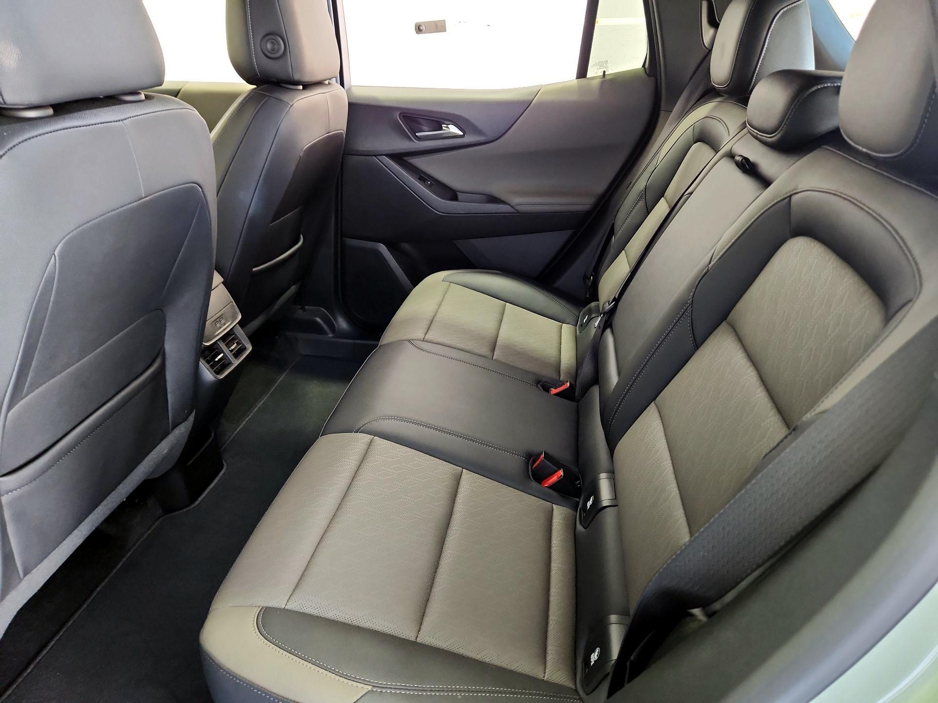Thumbnail: 2025 Chevrolet Equinox - 19