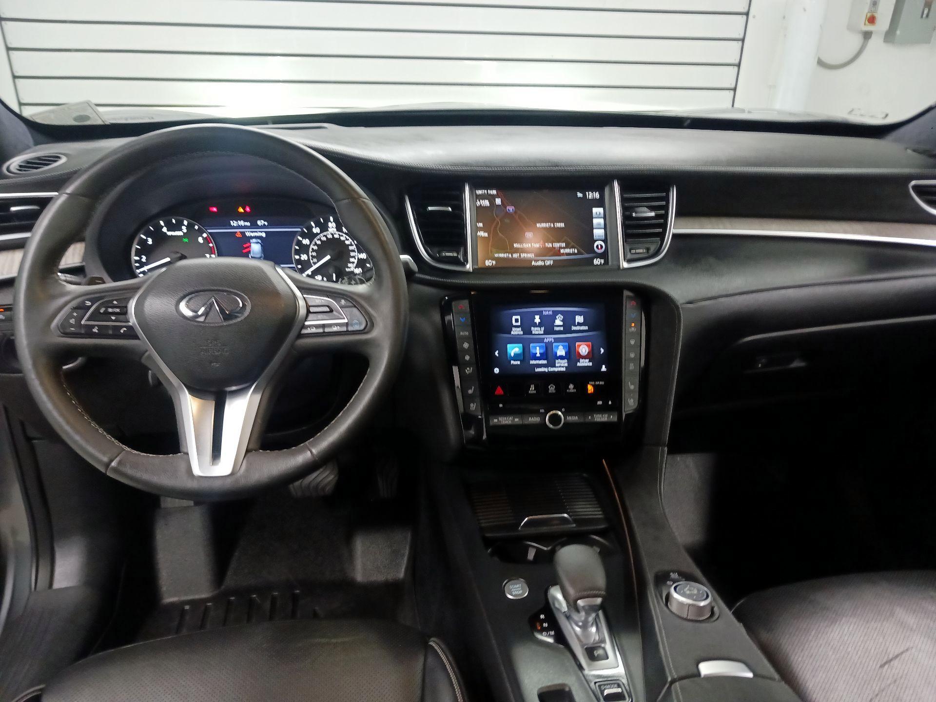Thumbnail: 2019 INFINITI QX50 - 9