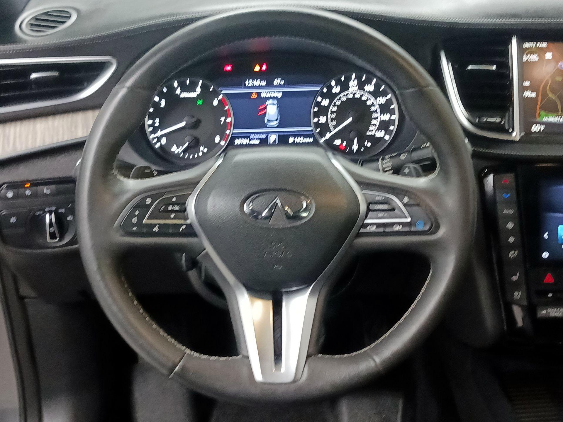 Thumbnail: 2019 INFINITI QX50 - 10
