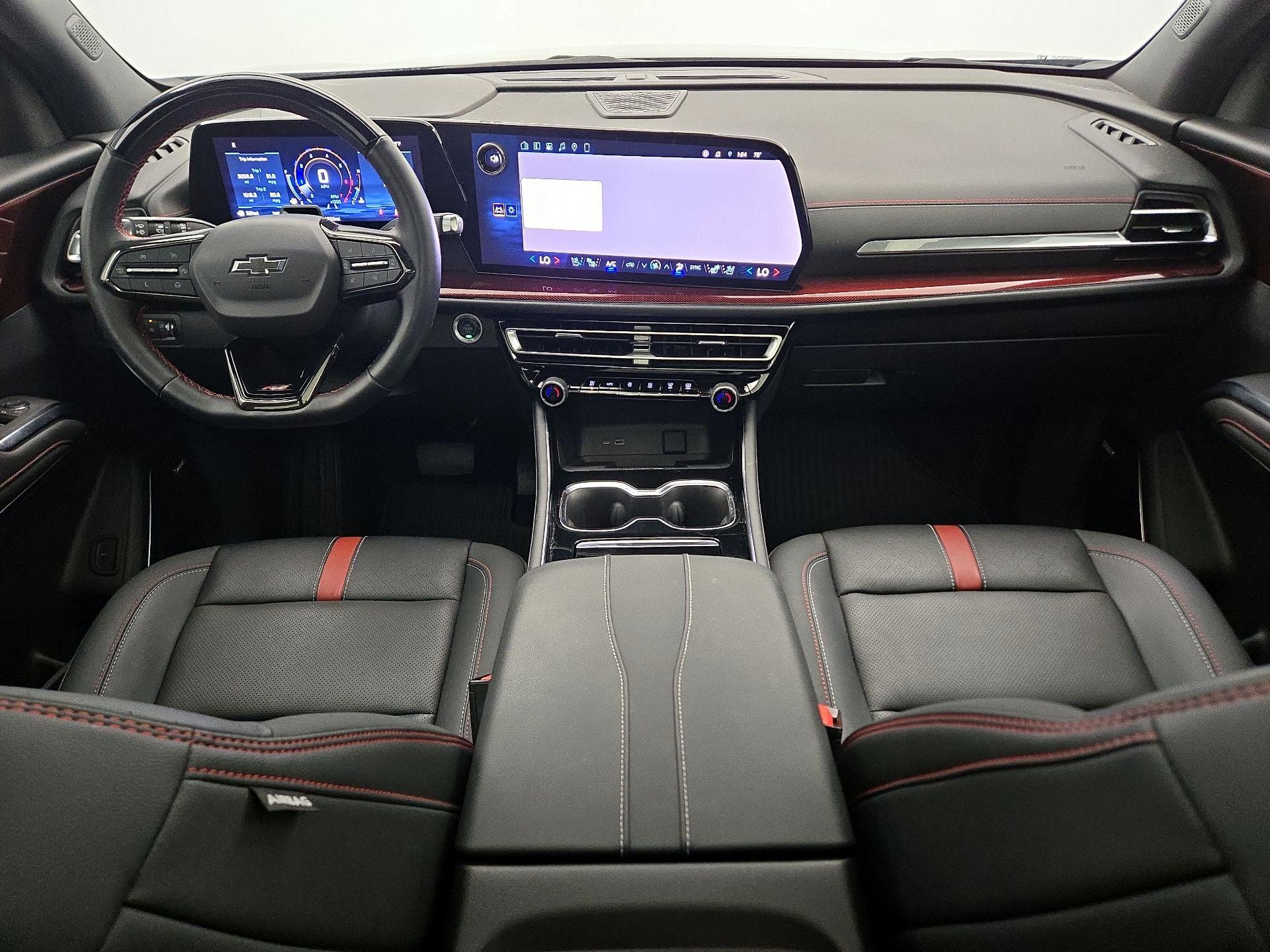 Thumbnail: 2024 Chevrolet Traverse - 9