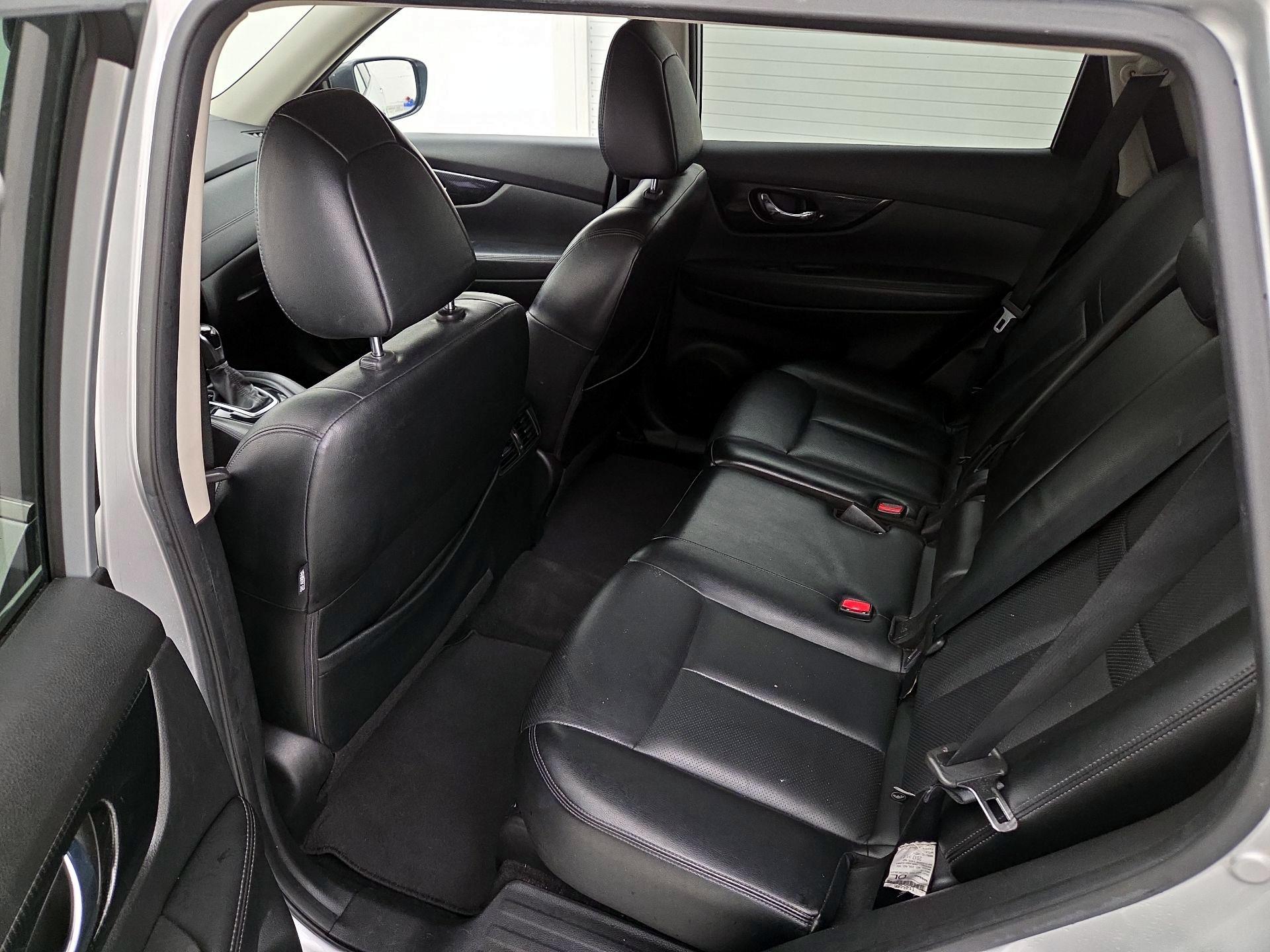 Thumbnail: 2018 Nissan Rogue - 20