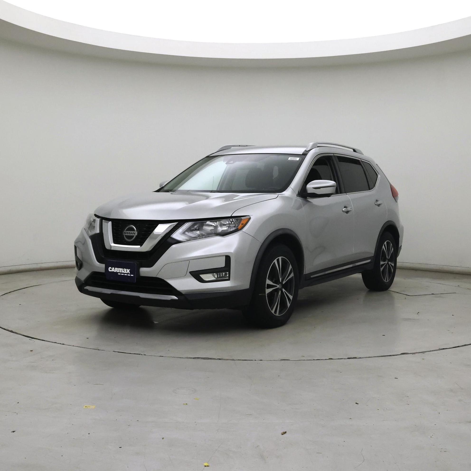 Thumbnail: 2018 Nissan Rogue - 4