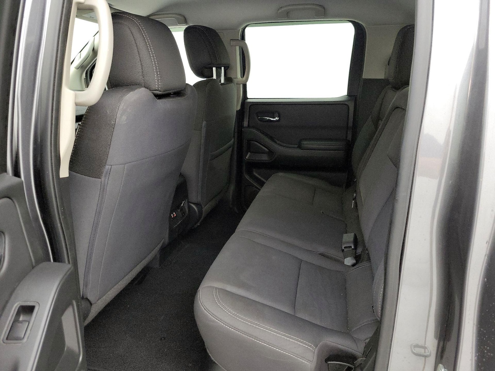 2024 Nissan Frontier SV - Photo 20