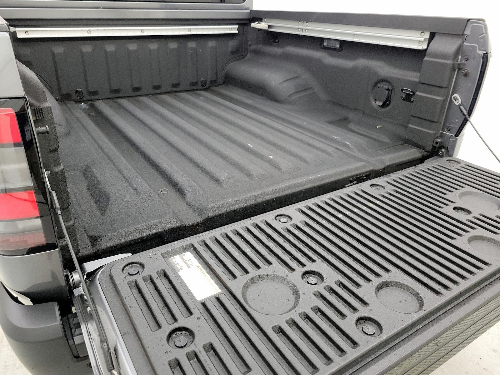 2024 Nissan Frontier SV - Photo 21