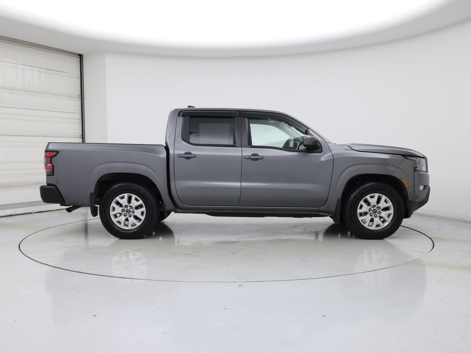 2024 Nissan Frontier SV - Photo 8