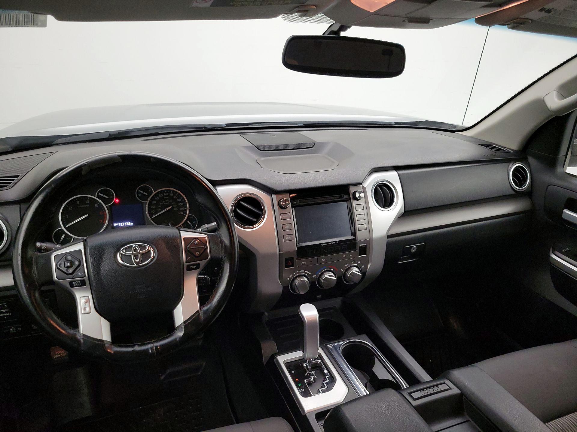 Thumbnail: 2016 Toyota Tundra - 9