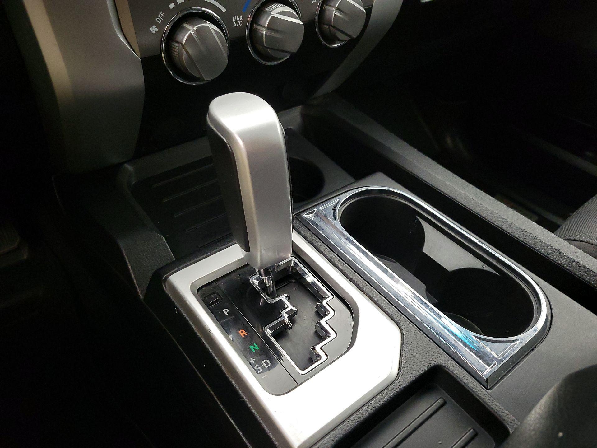Thumbnail: 2016 Toyota Tundra - 17