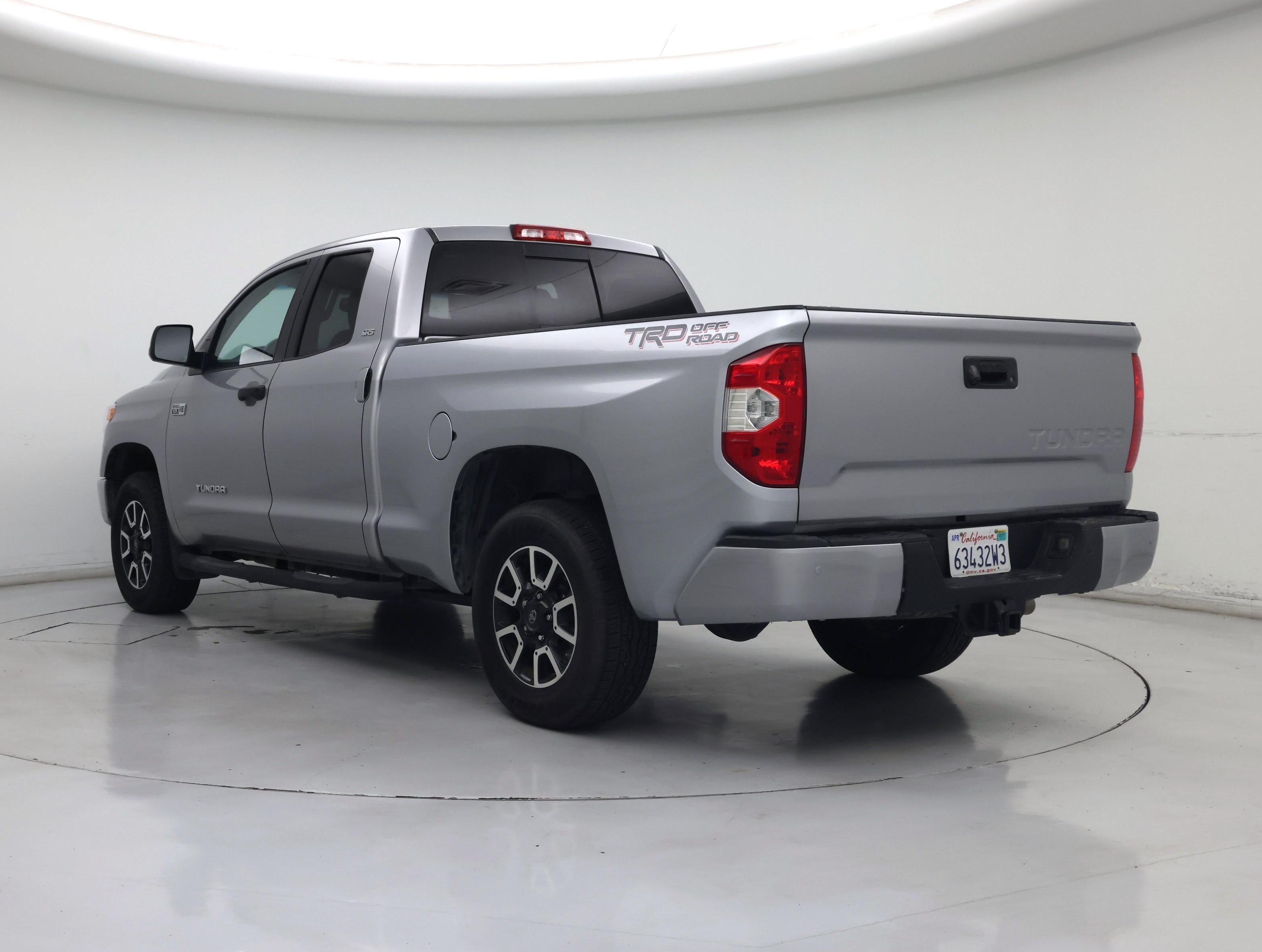 Thumbnail: 2016 Toyota Tundra - 2