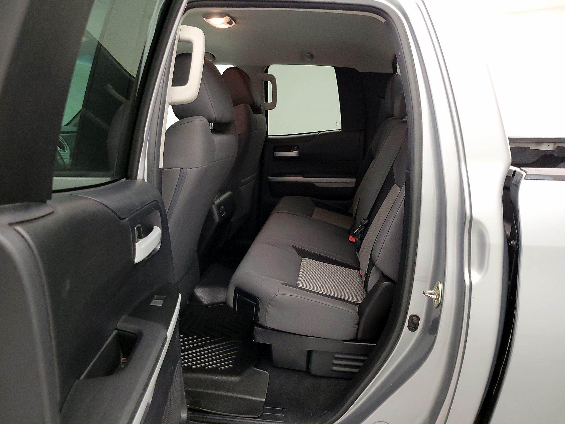 Thumbnail: 2016 Toyota Tundra - 19