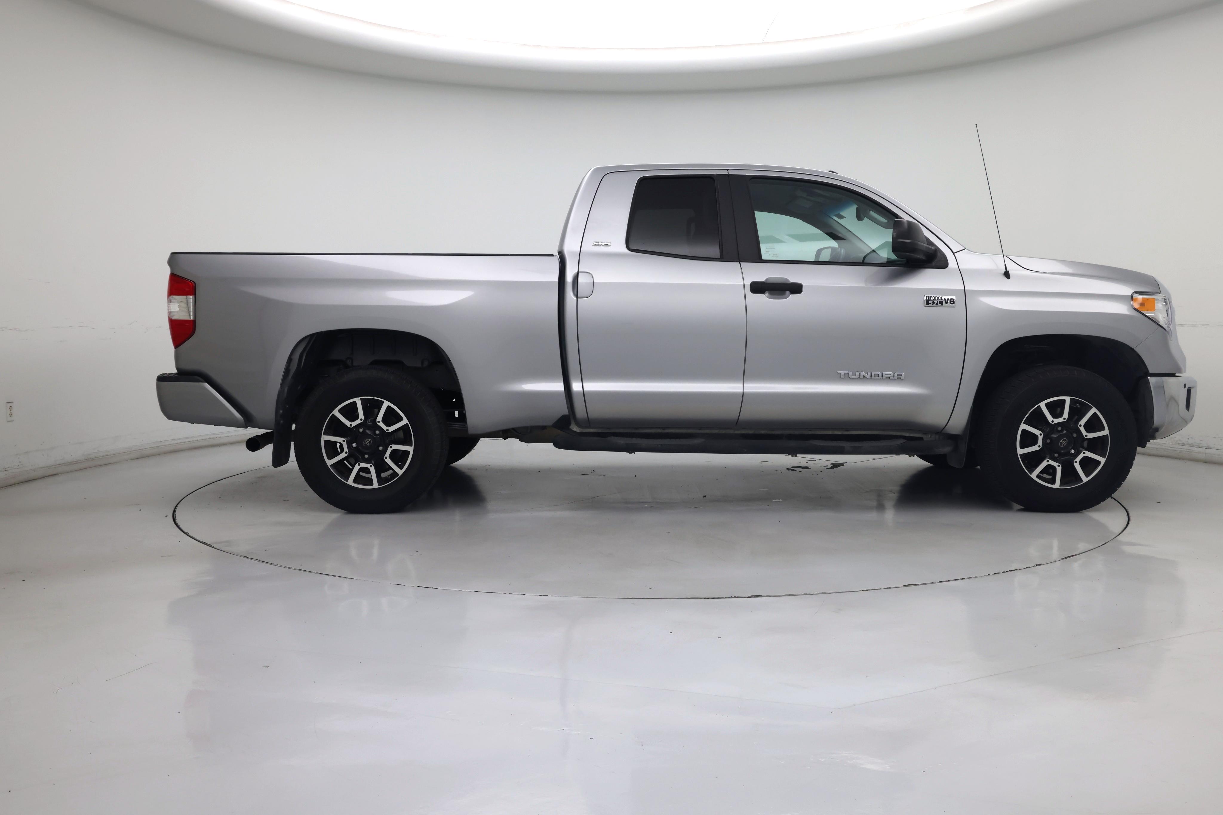 Thumbnail: 2016 Toyota Tundra - 7