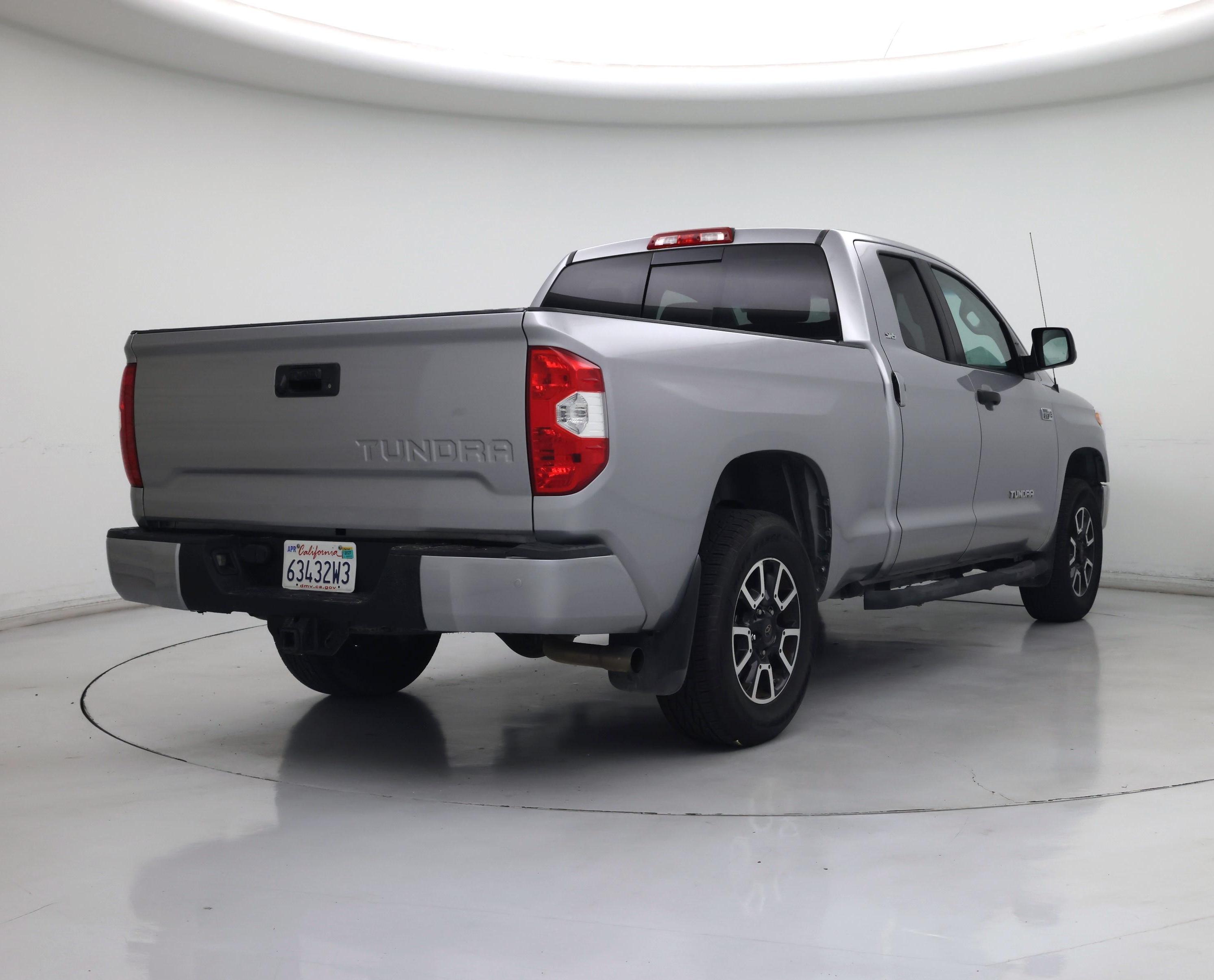 Thumbnail: 2016 Toyota Tundra - 8