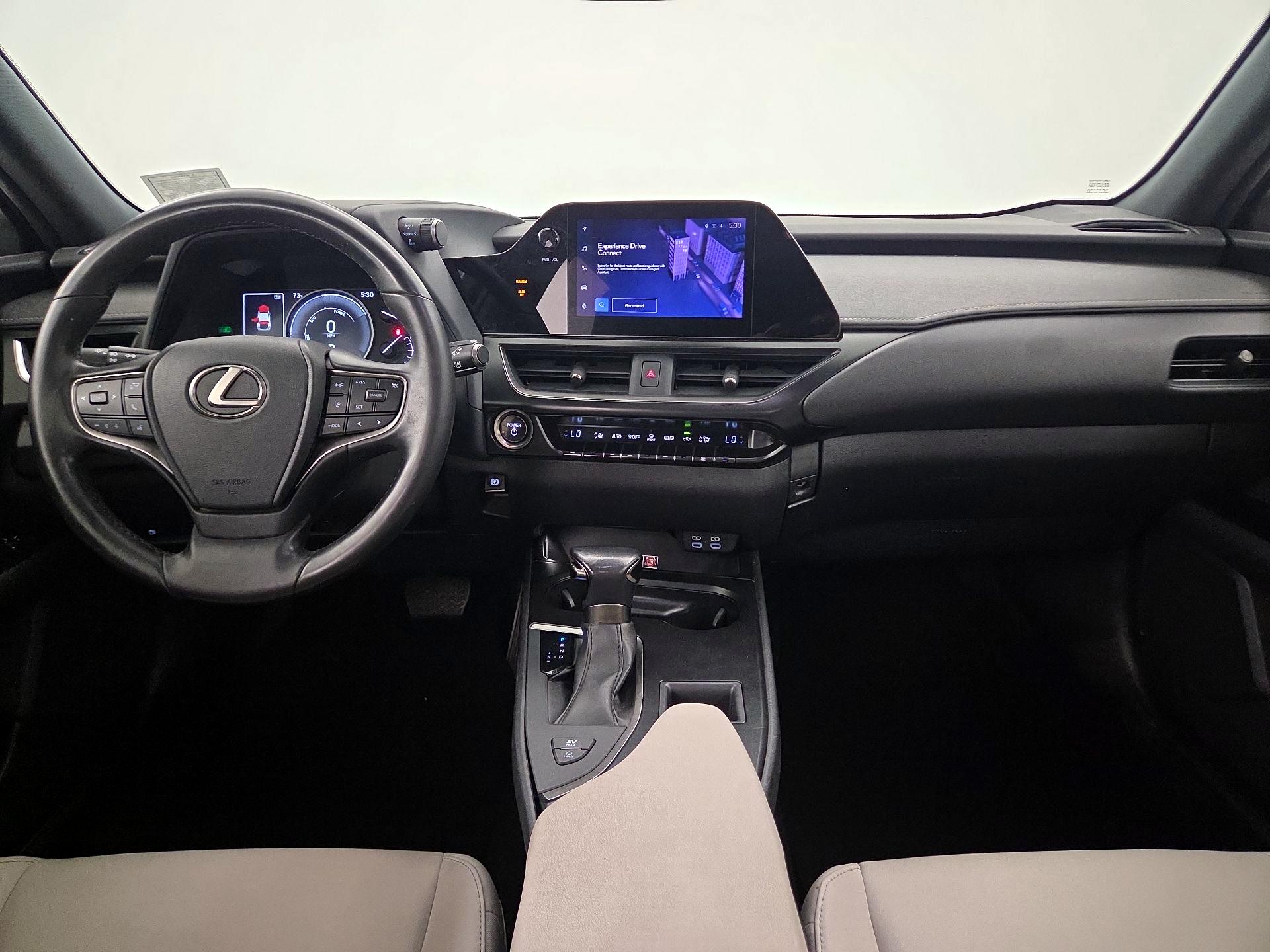 Thumbnail: 2023 Lexus UX - 9