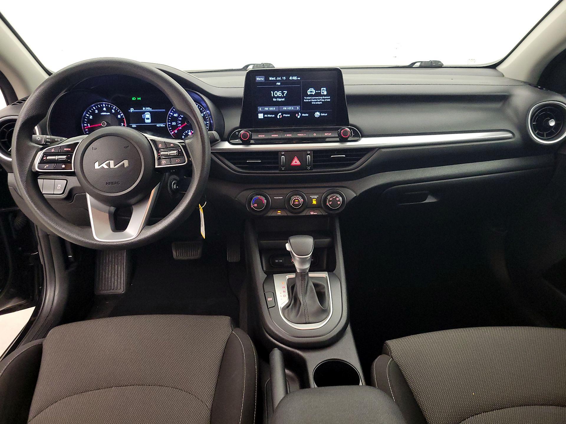 Thumbnail: 2023 Kia Forte - 9