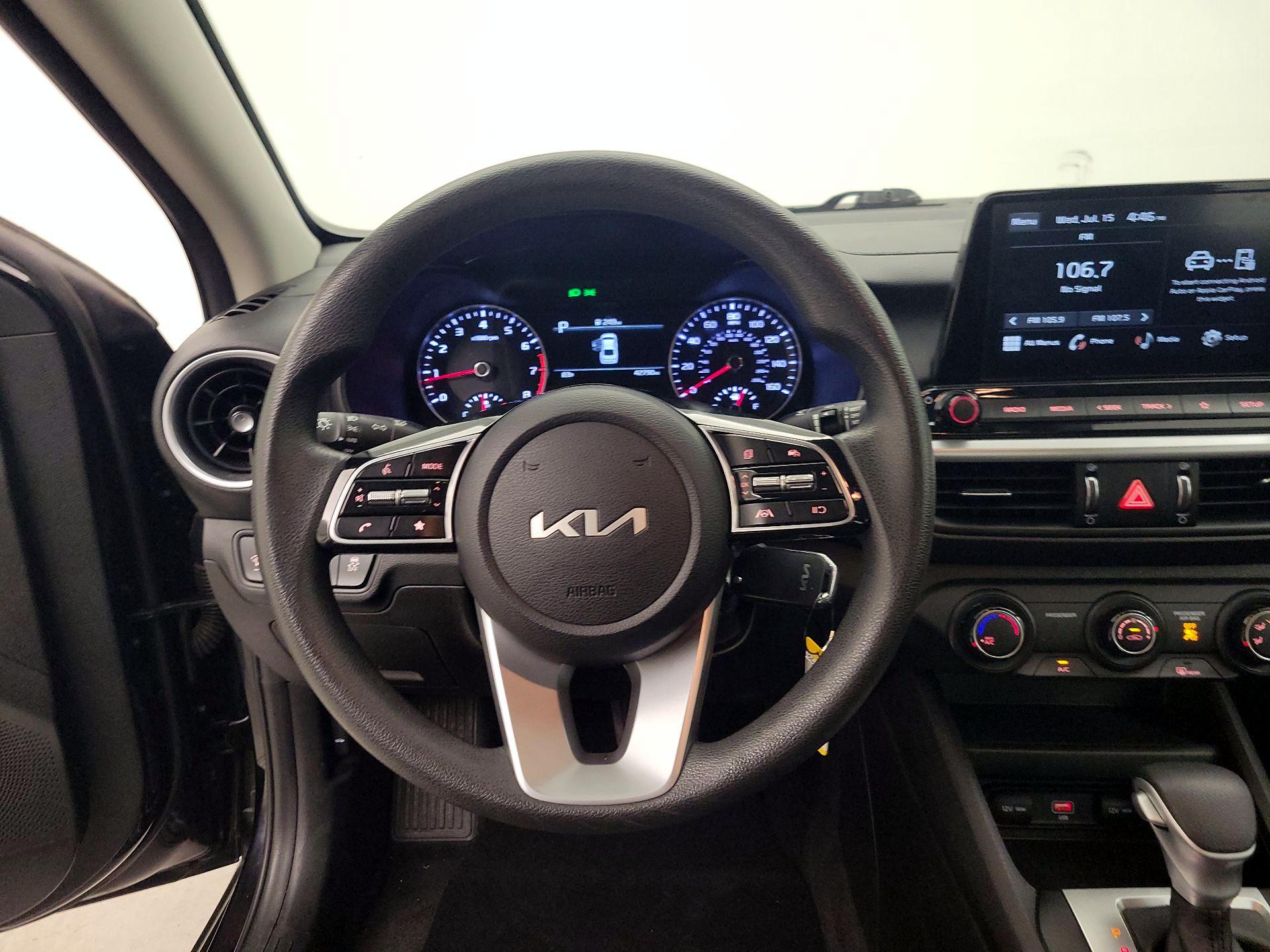 Thumbnail: 2023 Kia Forte - 10