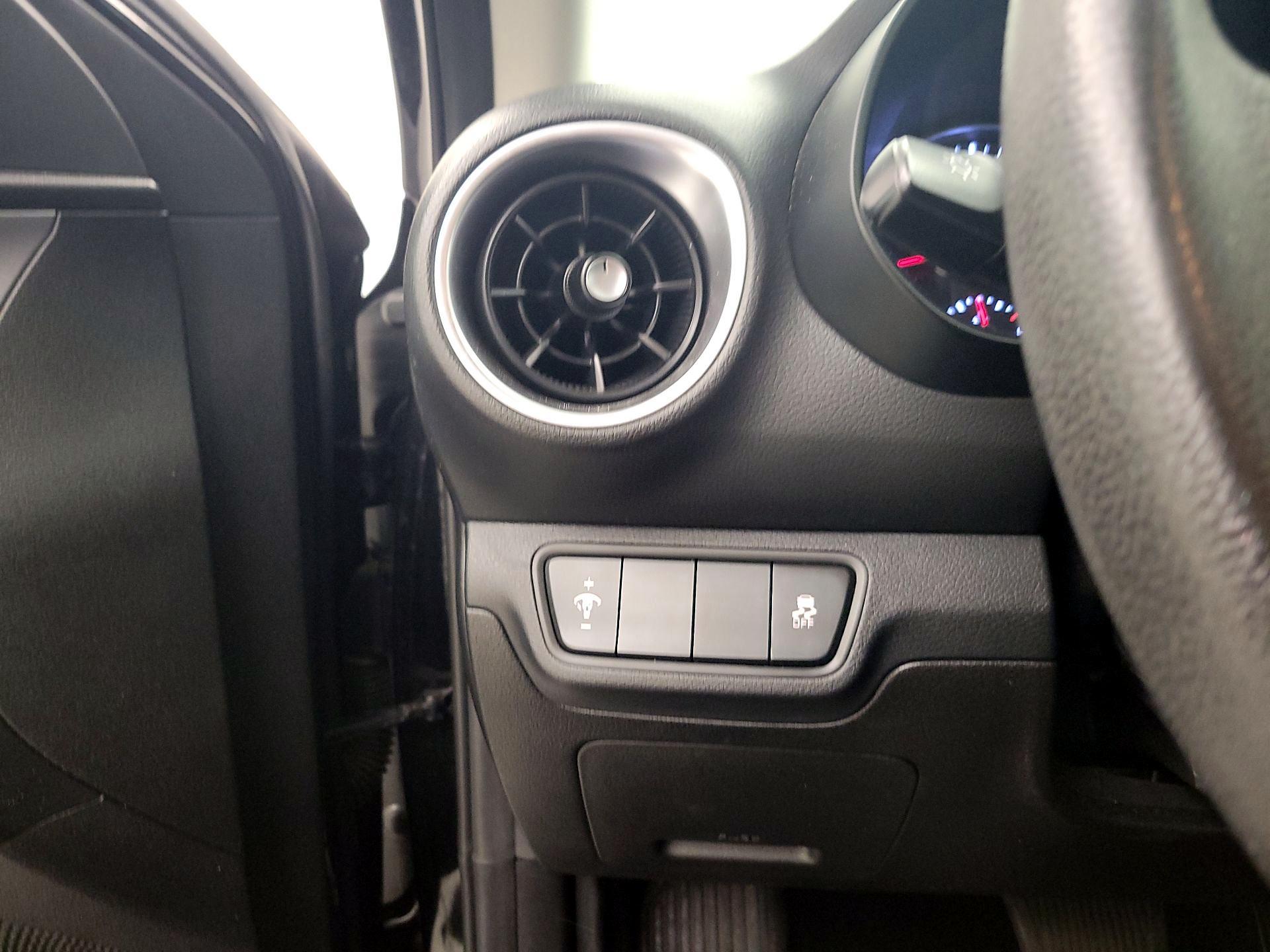 Thumbnail: 2023 Kia Forte - 13