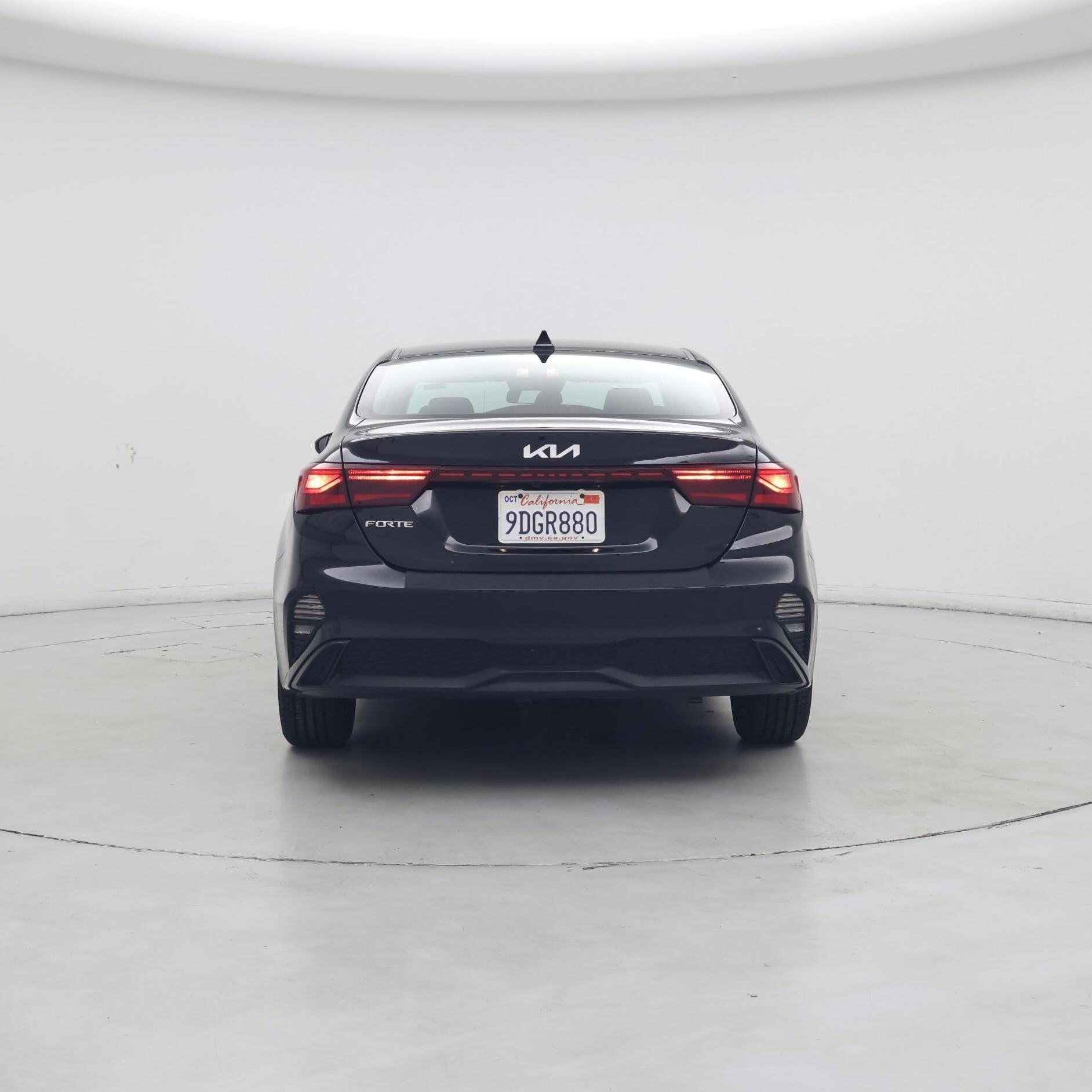 Thumbnail: 2023 Kia Forte - 6