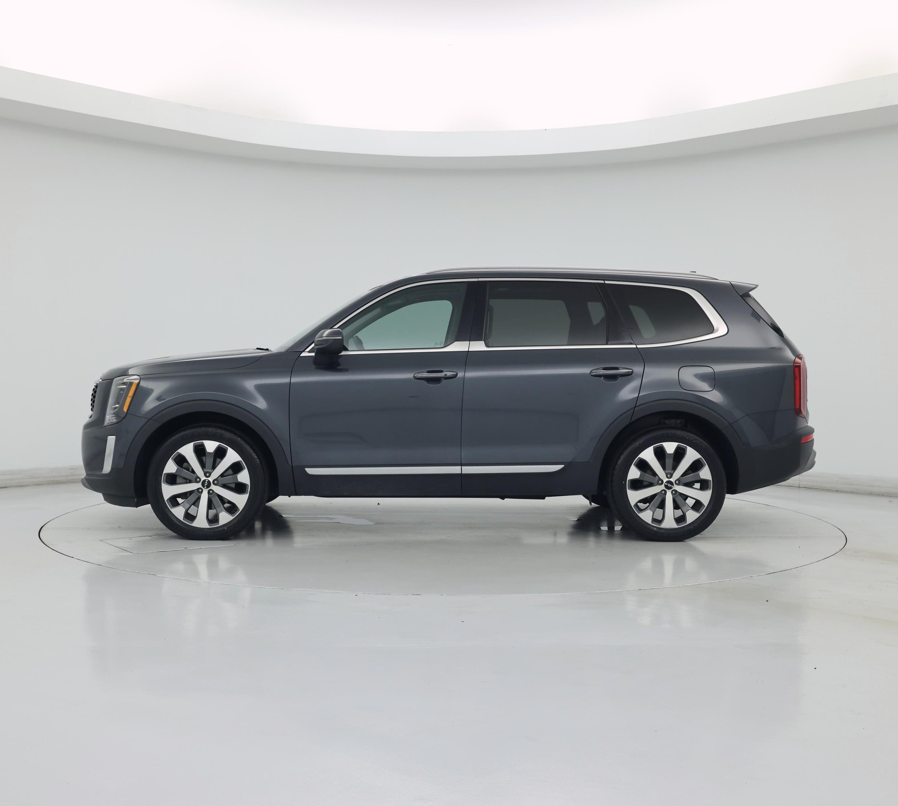 Thumbnail: 2022 Kia Telluride - 3