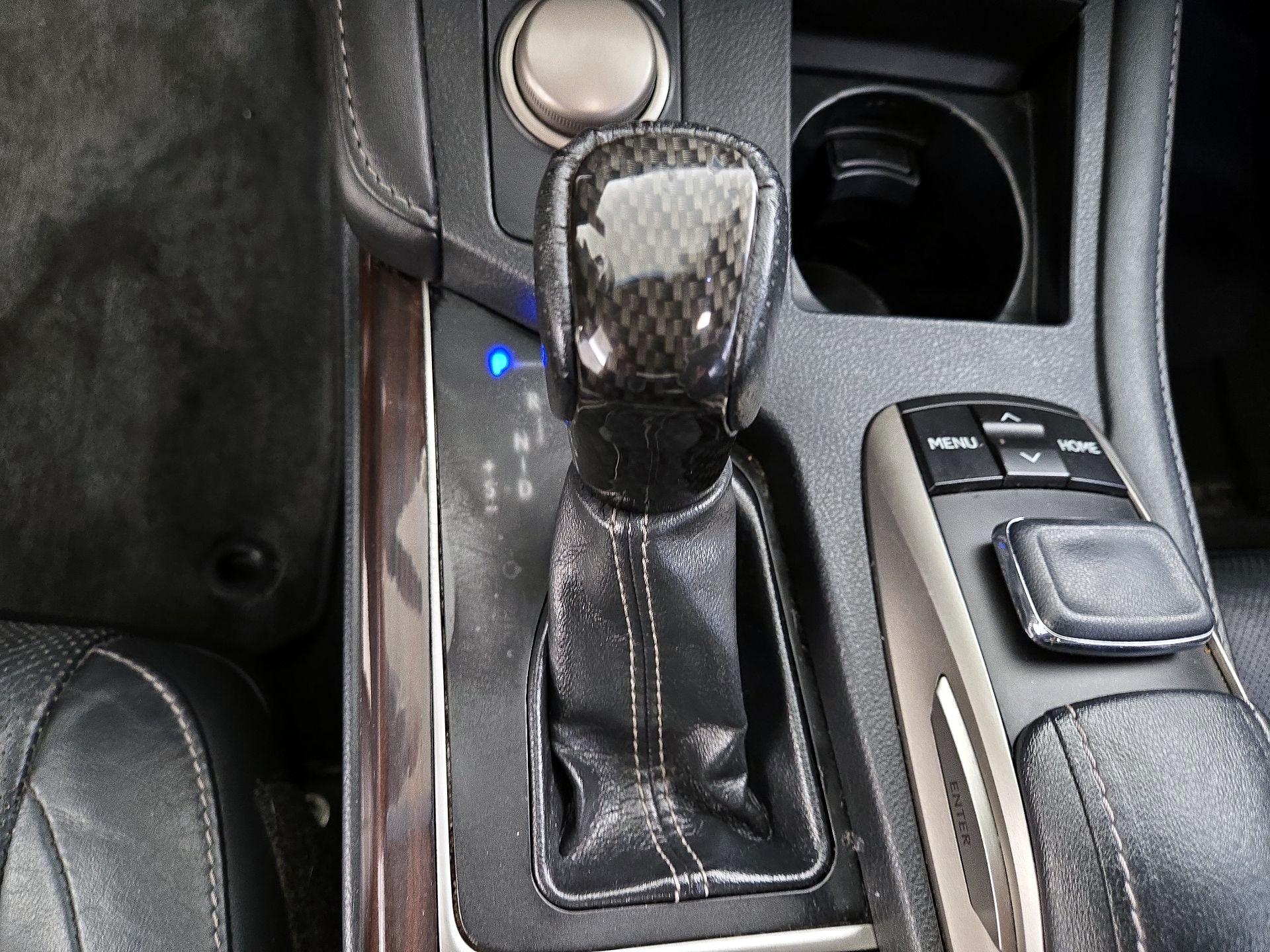 Thumbnail: 2016 Lexus ES - 18