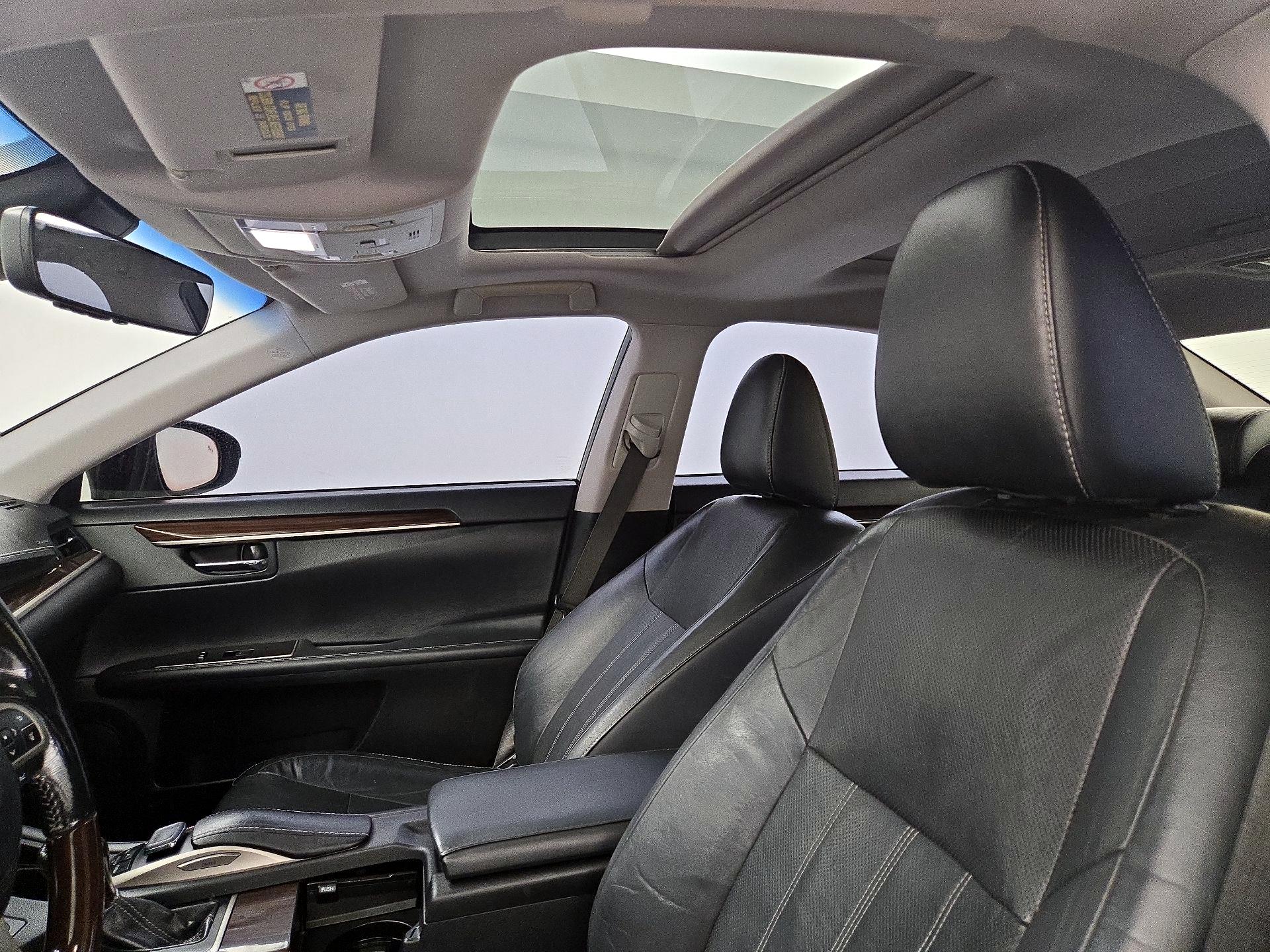 Thumbnail: 2016 Lexus ES - 19