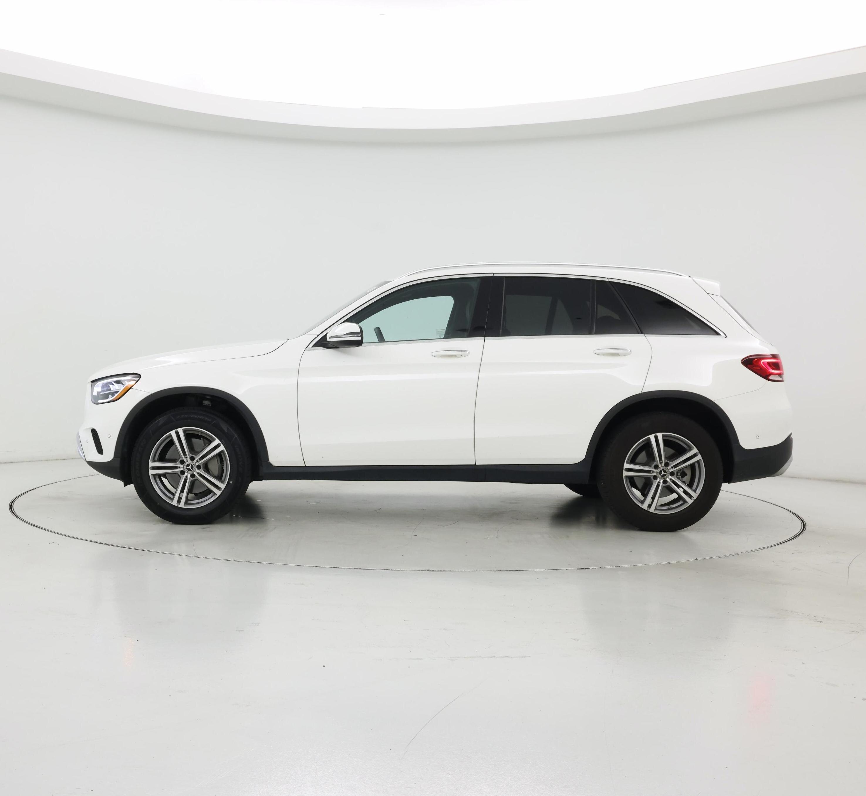 Thumbnail: 2022 Mercedes-Benz GLC - 3
