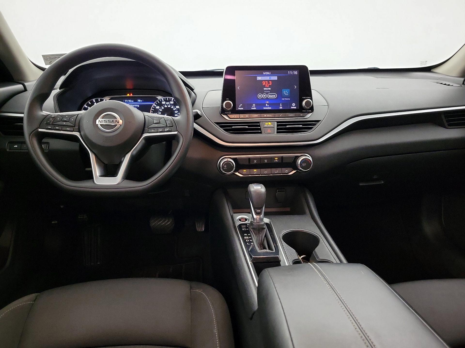 Thumbnail: 2020 Nissan Altima - 9