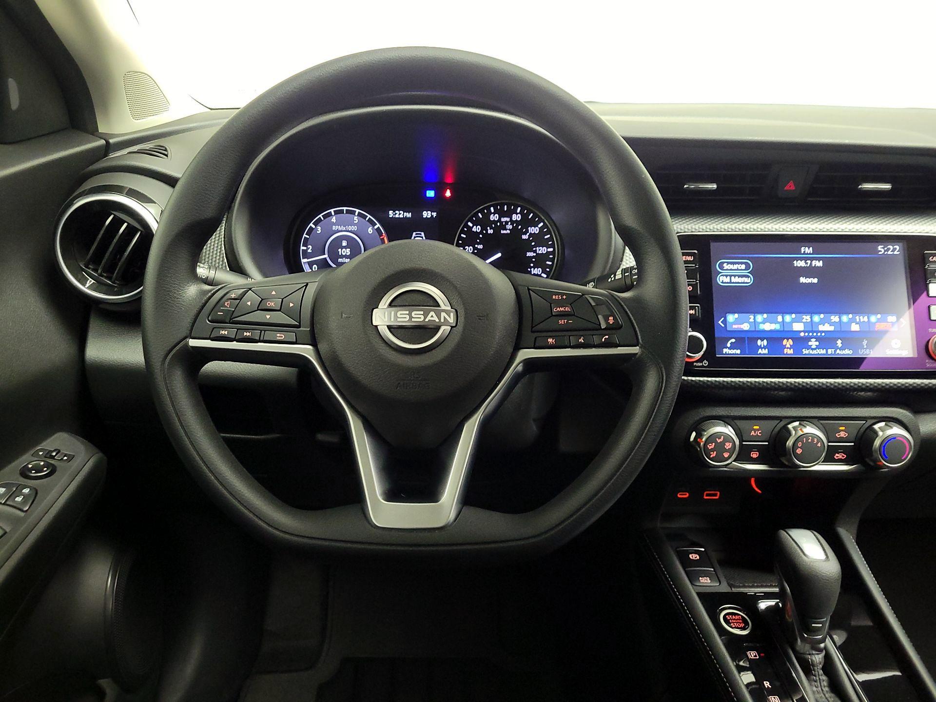 Thumbnail: 2023 Nissan Kicks - 10