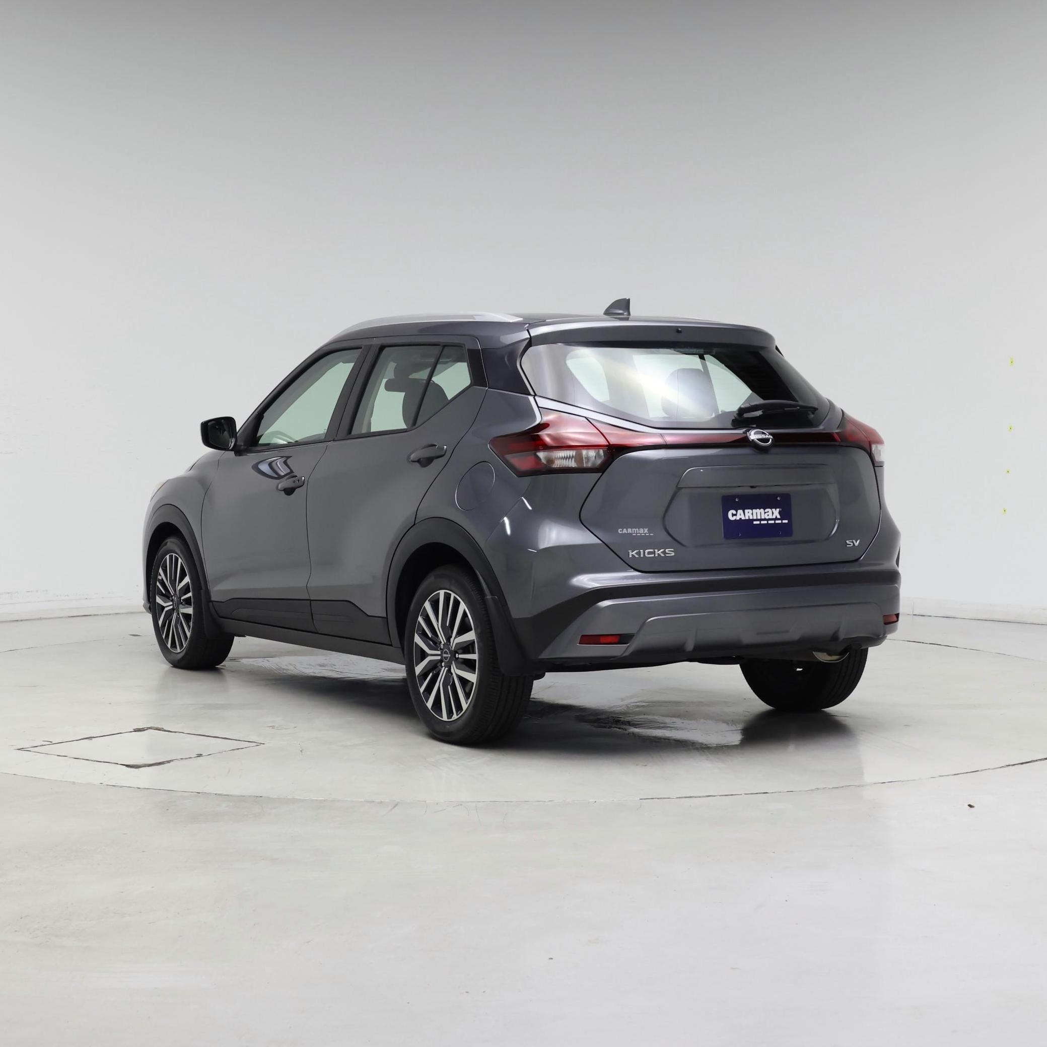 Thumbnail: 2023 Nissan Kicks - 2