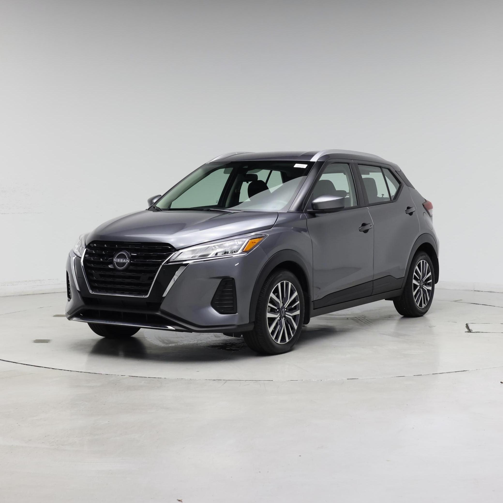 Thumbnail: 2023 Nissan Kicks - 4