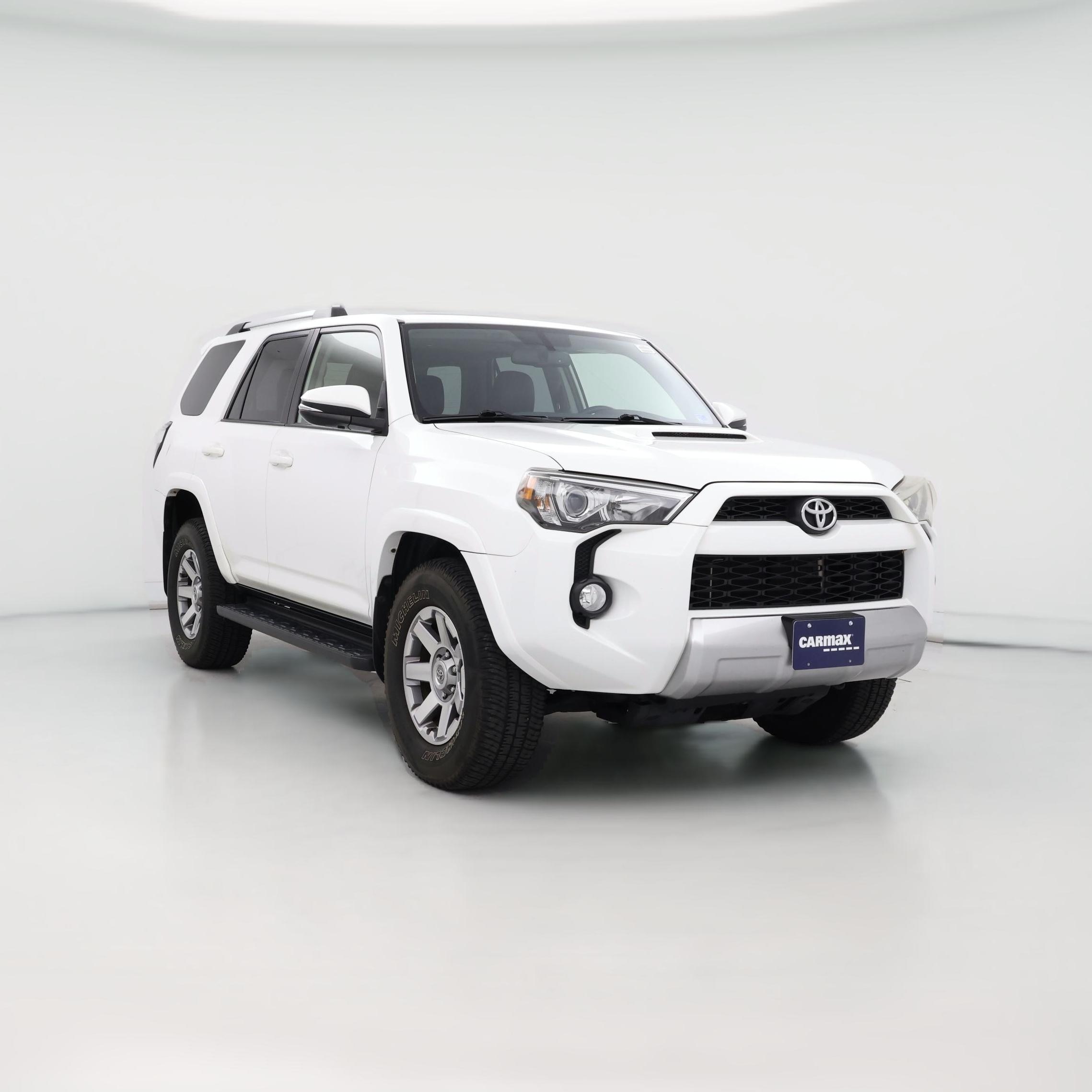Thumbnail: 2015 Toyota 4Runner - 1