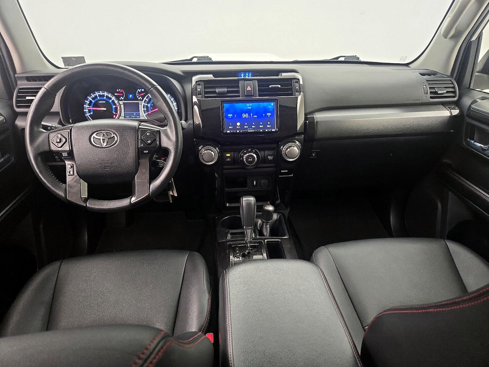 2015 Toyota 4Runner Trail Premium - Photo 10