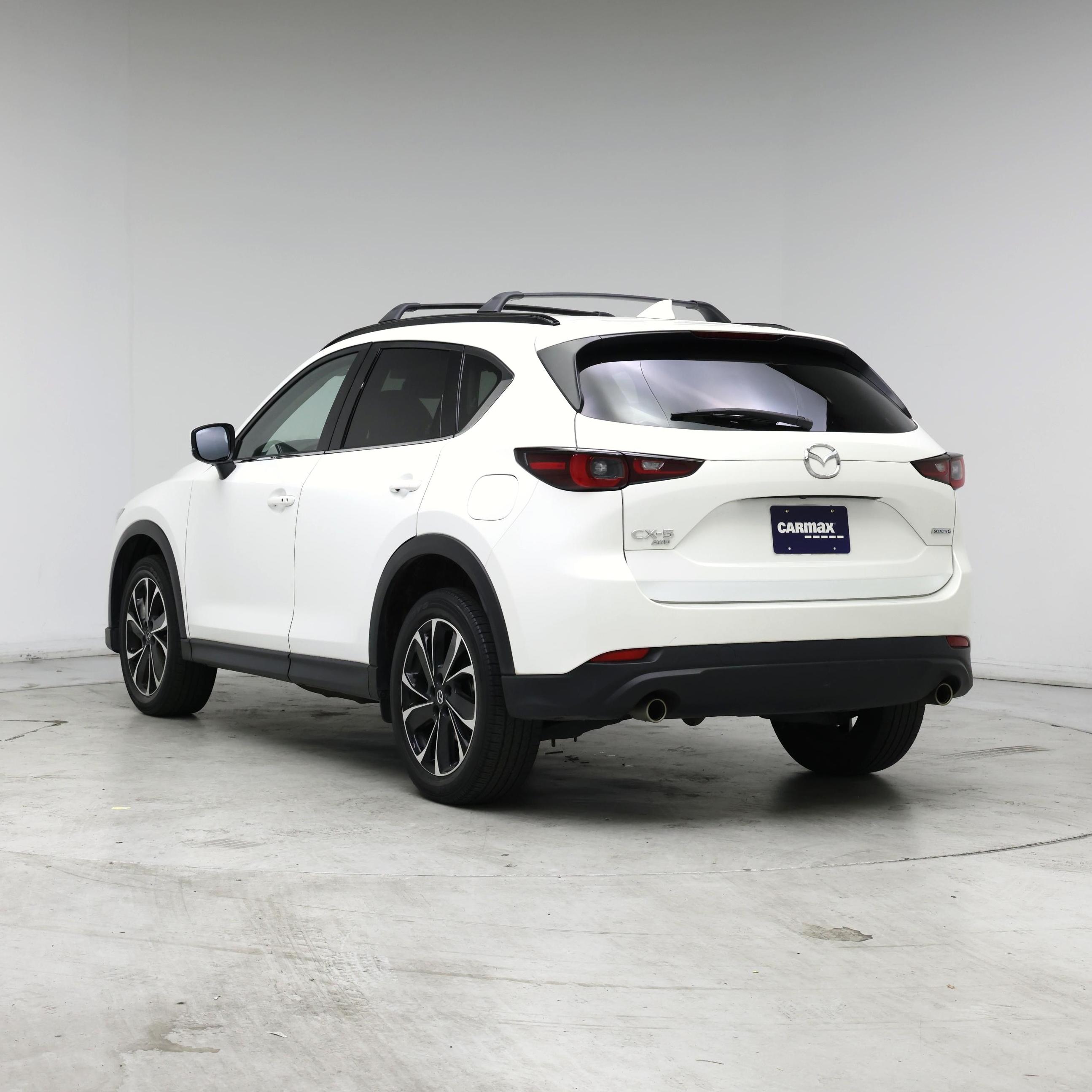 Thumbnail: 2022 Mazda CX-5 - 2